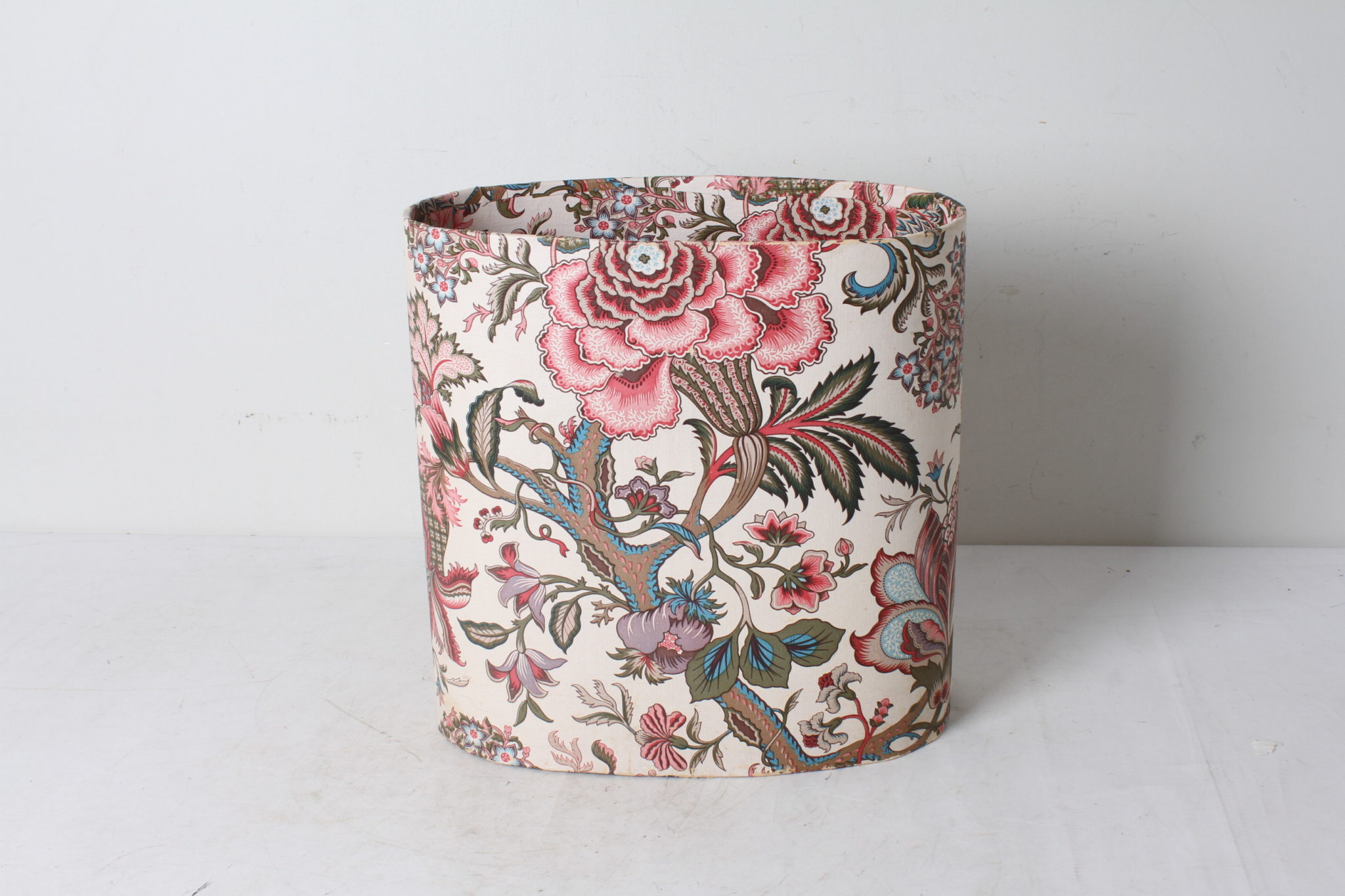 corbeille-a-papier-vintage-illum-carton-decor-retro-objets-deco-occasion-emmaus-scherwiller-etikette (4)
