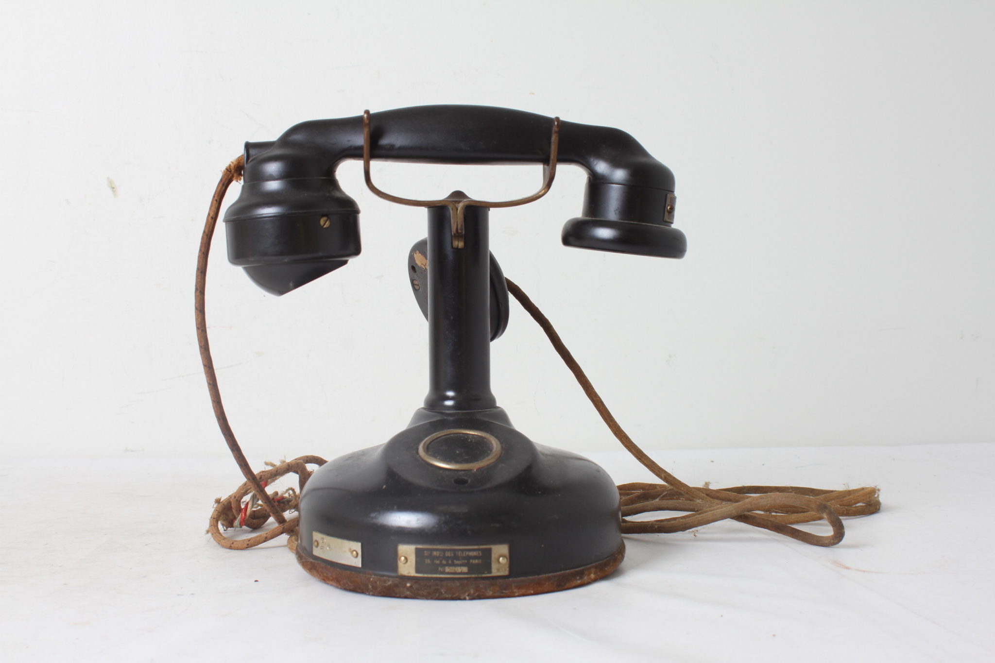 emmaus-scherwiller-etikette-occasion - Ancien -téléphone - bakélite - Société- industrielle-téléphones- Paris (1)