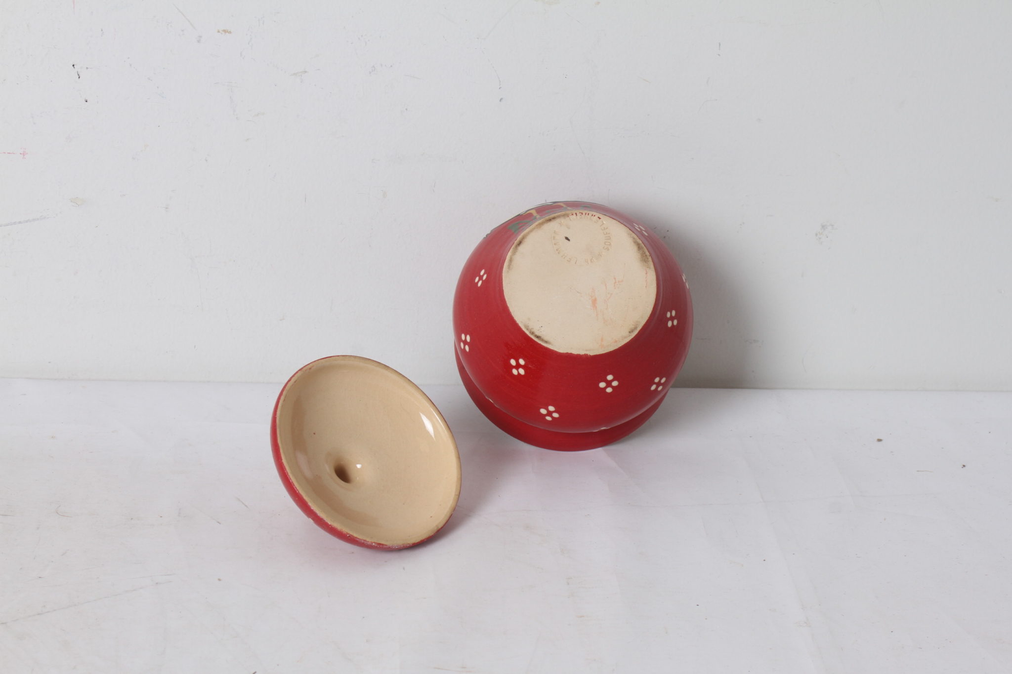 emmaus-scherwiller-etikette-occasion -cigogne-rouge-pot-petit (1)