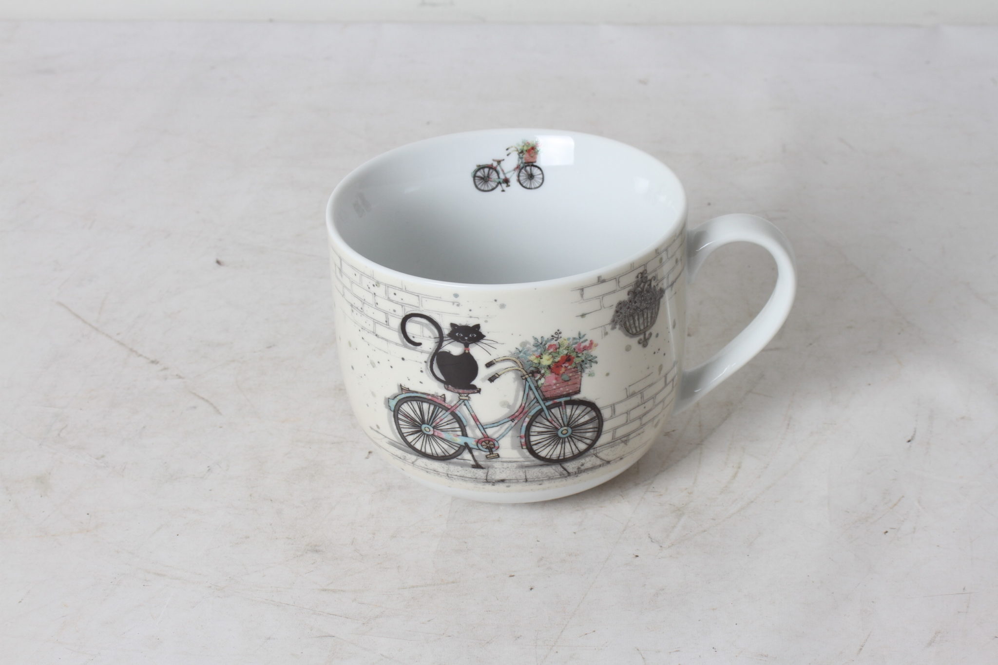 emmaus-scherwiller-etikette-occasion -Grande -tasse - porcelaine - Kiub (2)