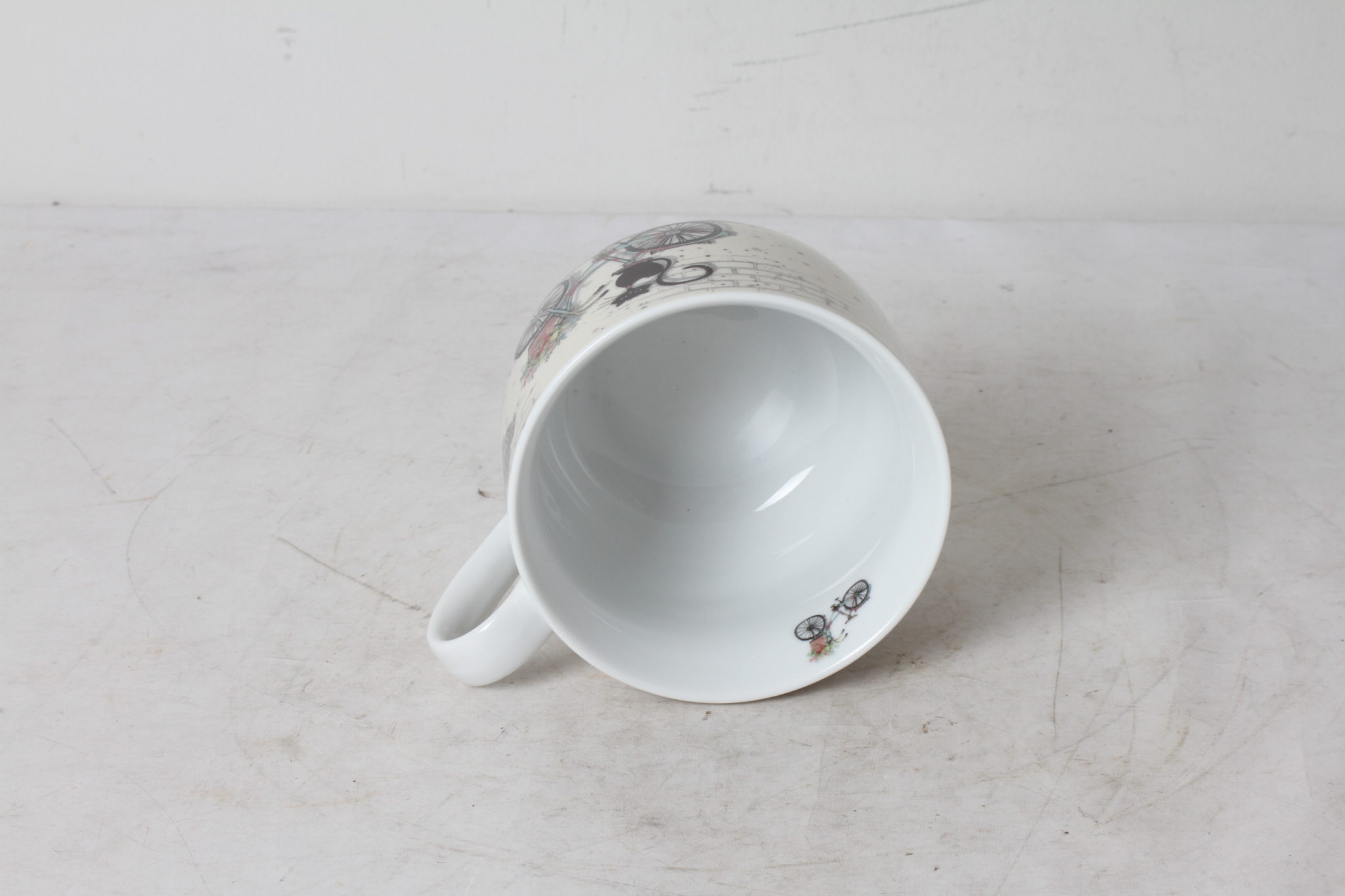 emmaus-scherwiller-etikette-occasion -Grande -tasse - porcelaine - Kiub (3)