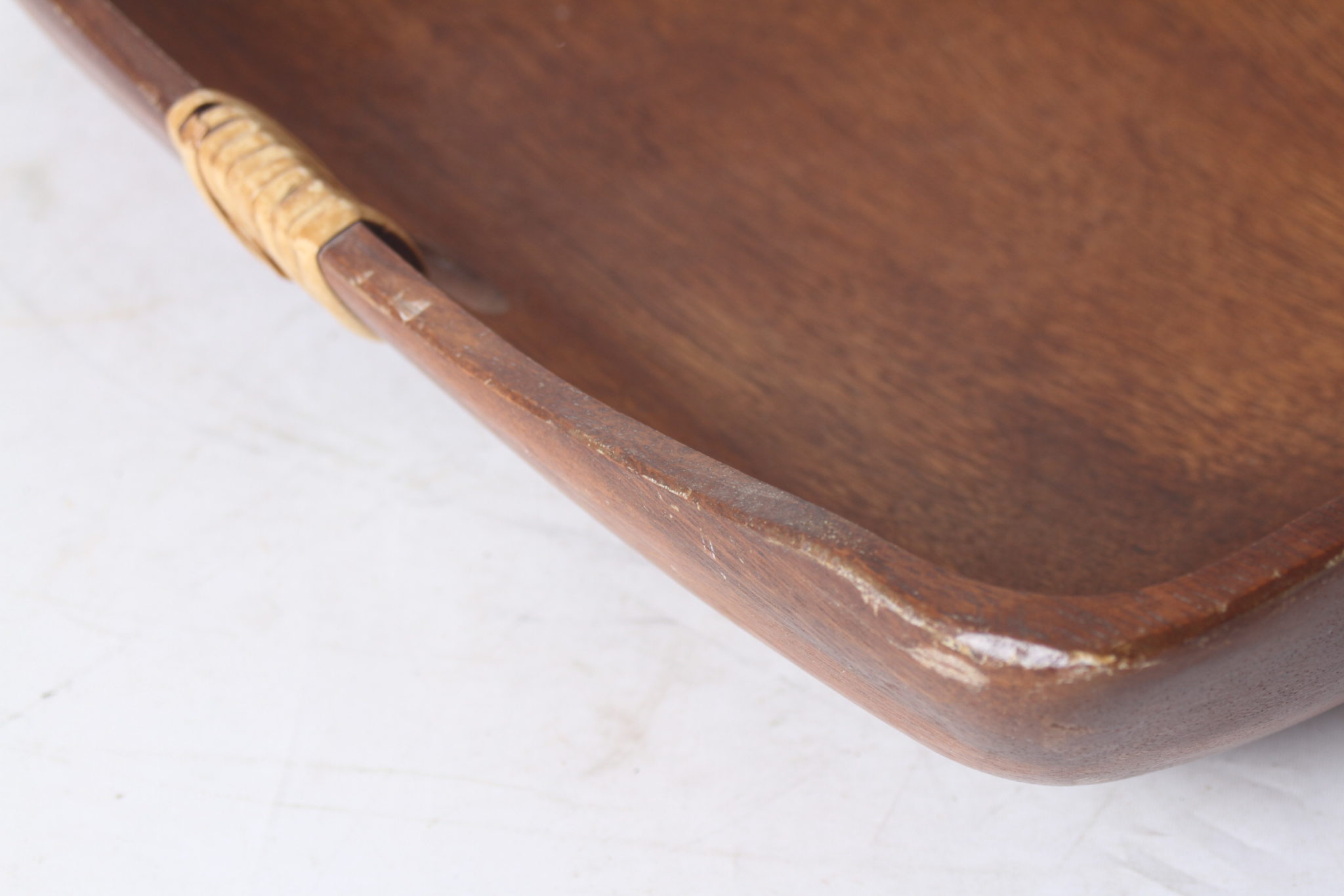 emmaus-scherwiller-etikette-occasion -plat-carré-coupe-bois- (3)