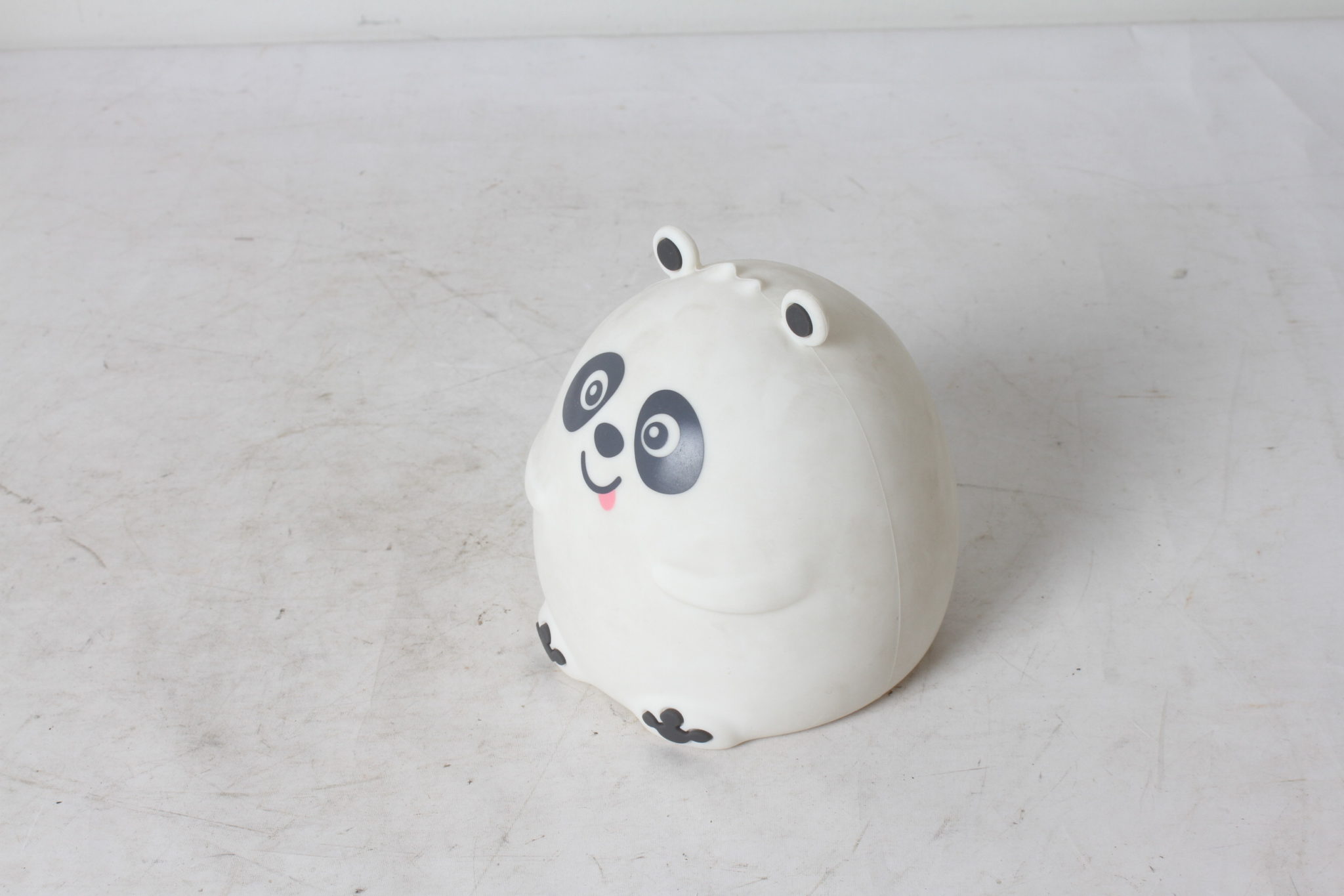 lampe-veilleuse-led-panda-by-corep-luminaires-occasion-emmaus-scherwiller-etikette (5)