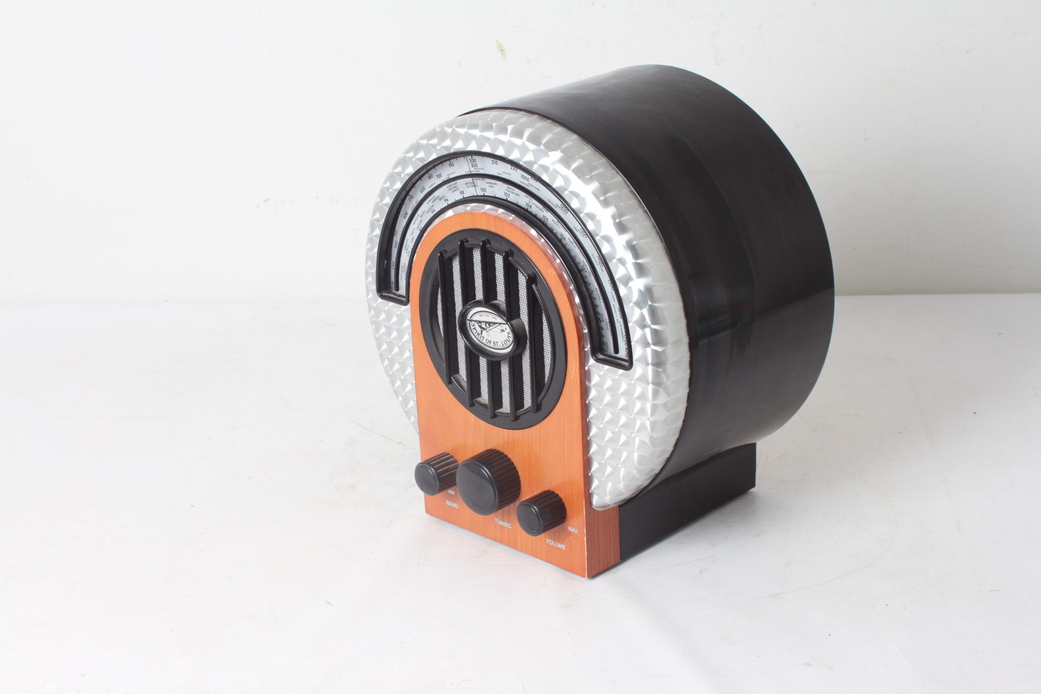 poste-radio-design-retro-vintage-spirit-of-st-louis-petit-electromenager-occasion-emmaus-scherwiller-etikette (2)