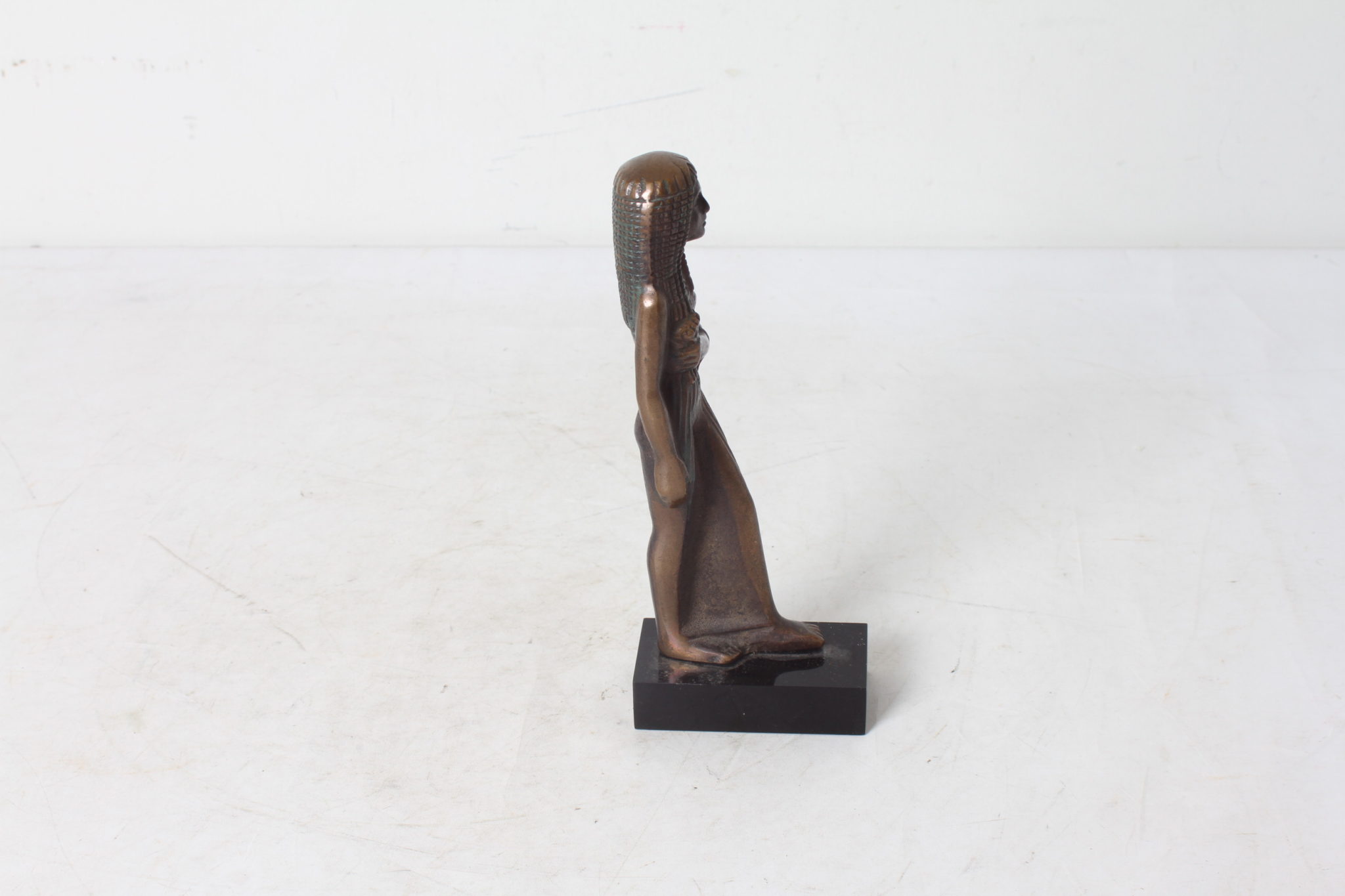 statuette-deesse-egyptienne-bronze-massif-objets-deco-collection-brocante-occasion-emmaus-scherwiller-etikette (4)