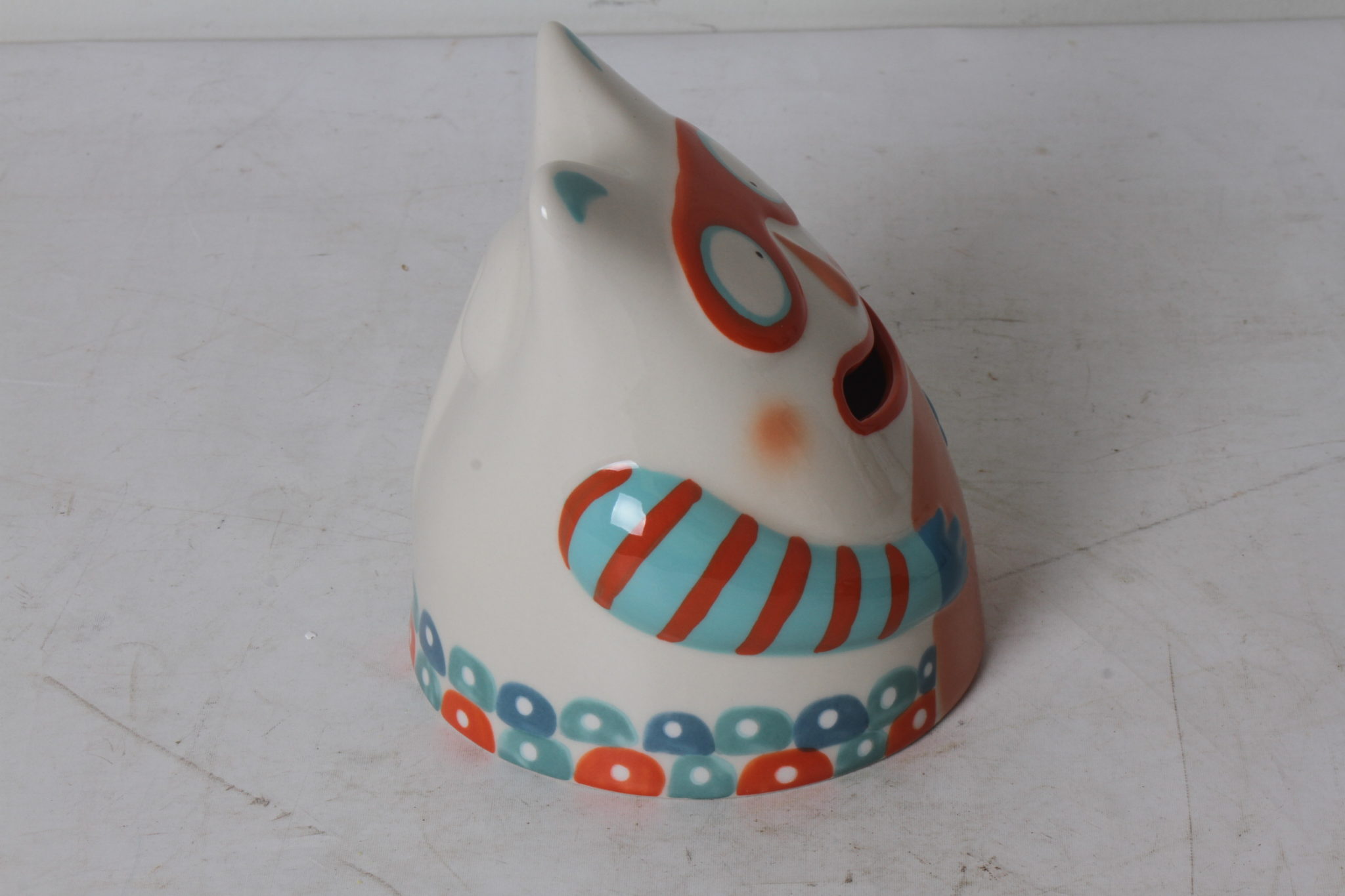 tirelire-glouton-masque-djeco-ceramique-objets-deco-idees-cadeaux-occasion-emmaus-scherwiller-etikette (4)