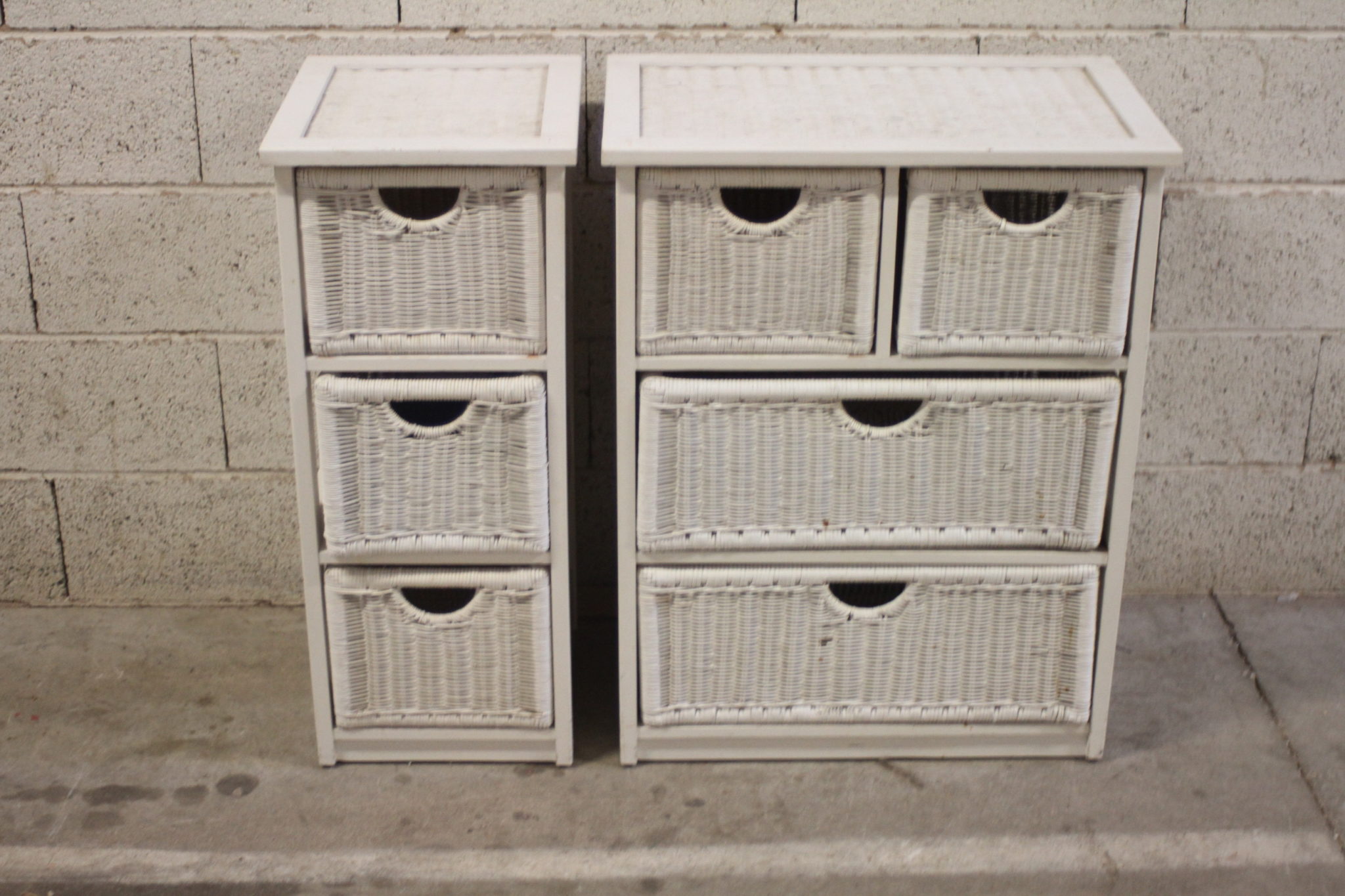 commode-4-tiroirs-et-meuble-3-paniers-rotin-blanc-mobilier-rangement-occasion-emmaus-scherwiller-etikette (2)