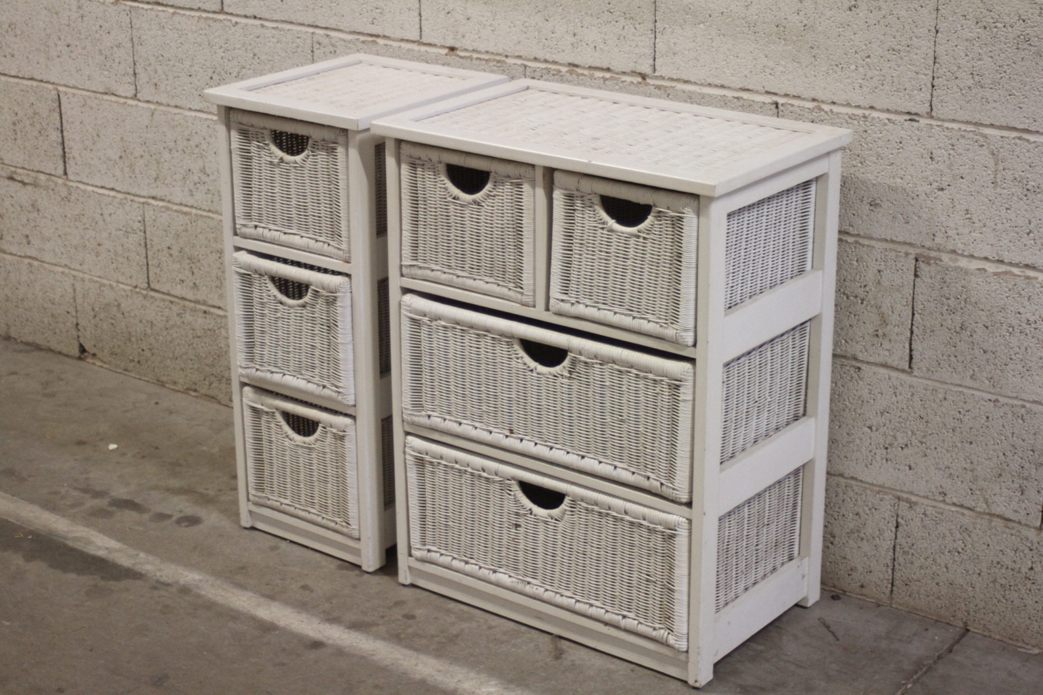 commode-4-tiroirs-et-meuble-3-paniers-rotin-blanc-mobilier-rangement-occasion-emmaus-scherwiller-etikette (3)