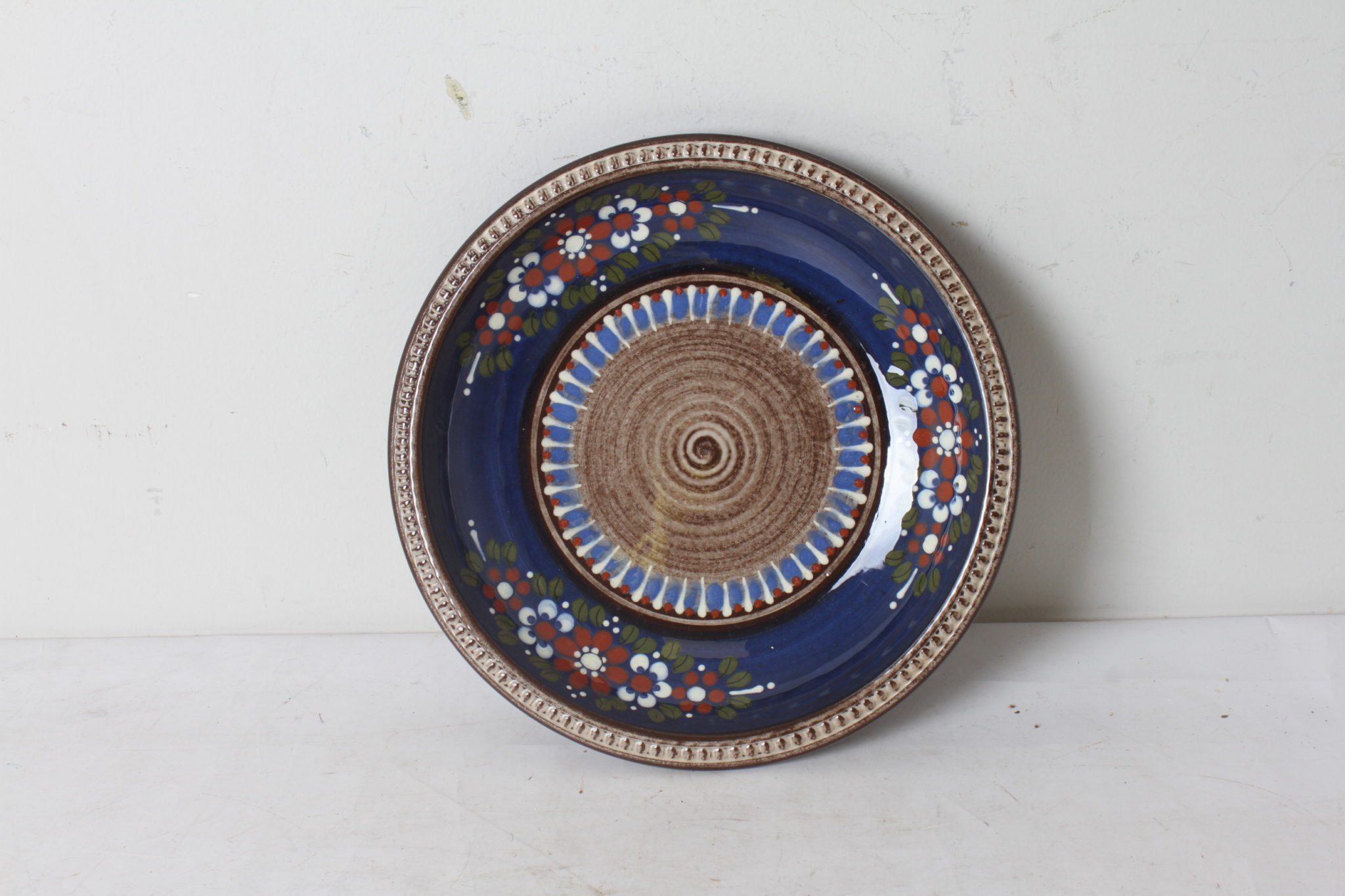 emmaus-scherwiller-etikette-occasion -assiette-poterie-vernissée-bleu (3)