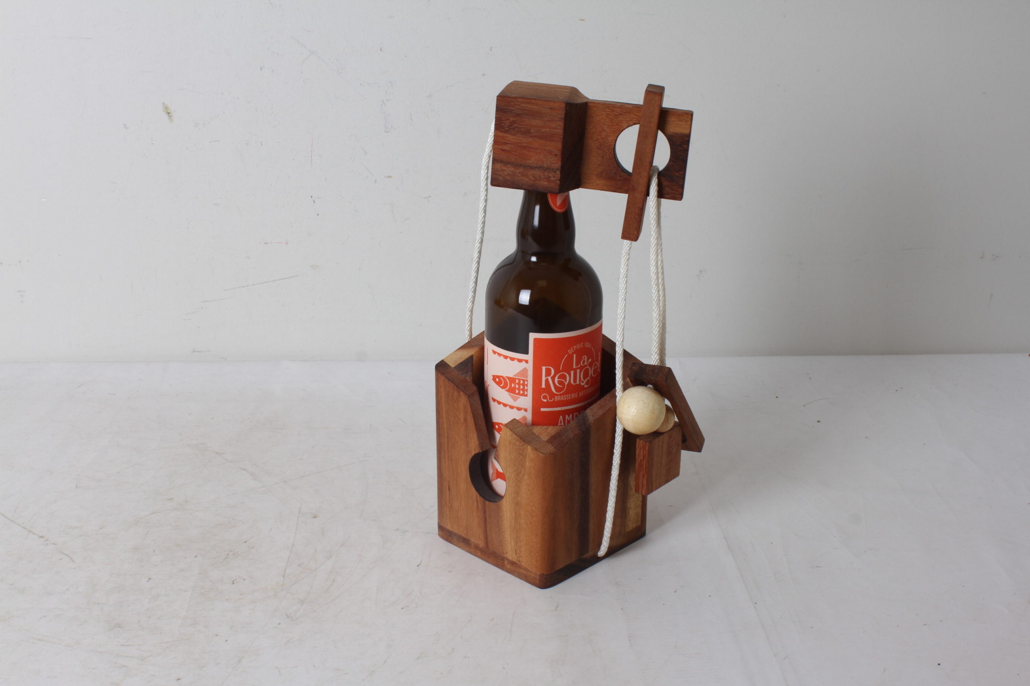 emmaus-scherwiller-etikette-occasion-casse tête-bouteille-bois-cadeau-homme (2)