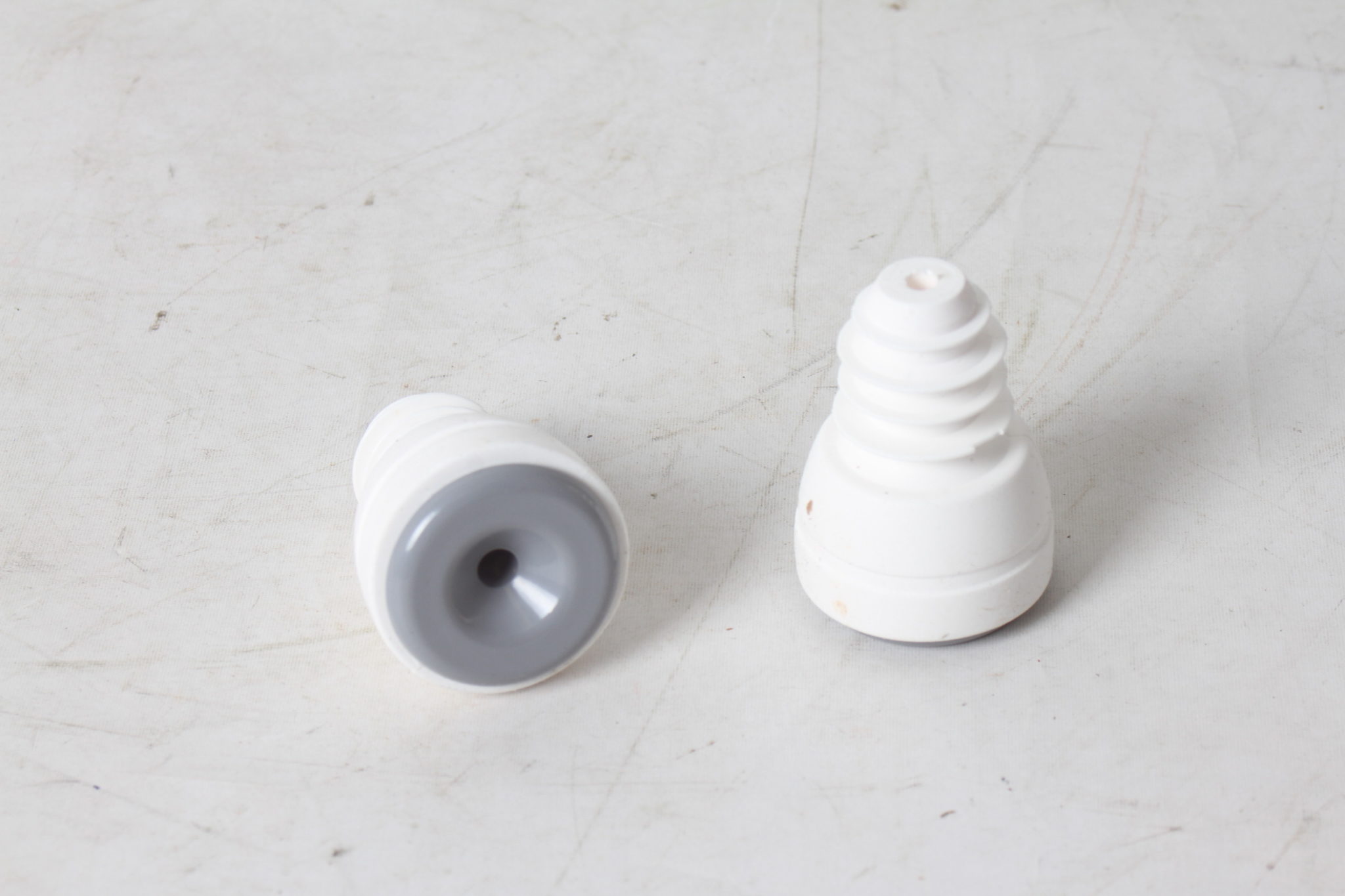 emmaus-scherwiller-etikette-occasion- Ensemble de matériel sous vide VacSy-bouchon de bouteille (2)