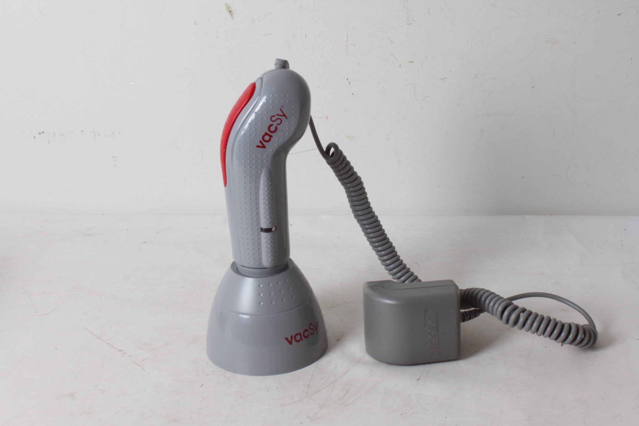 emmaus-scherwiller-etikette-occasion- Ensemble de matériel sous vide VacSy -pompe-VG -010 (1)