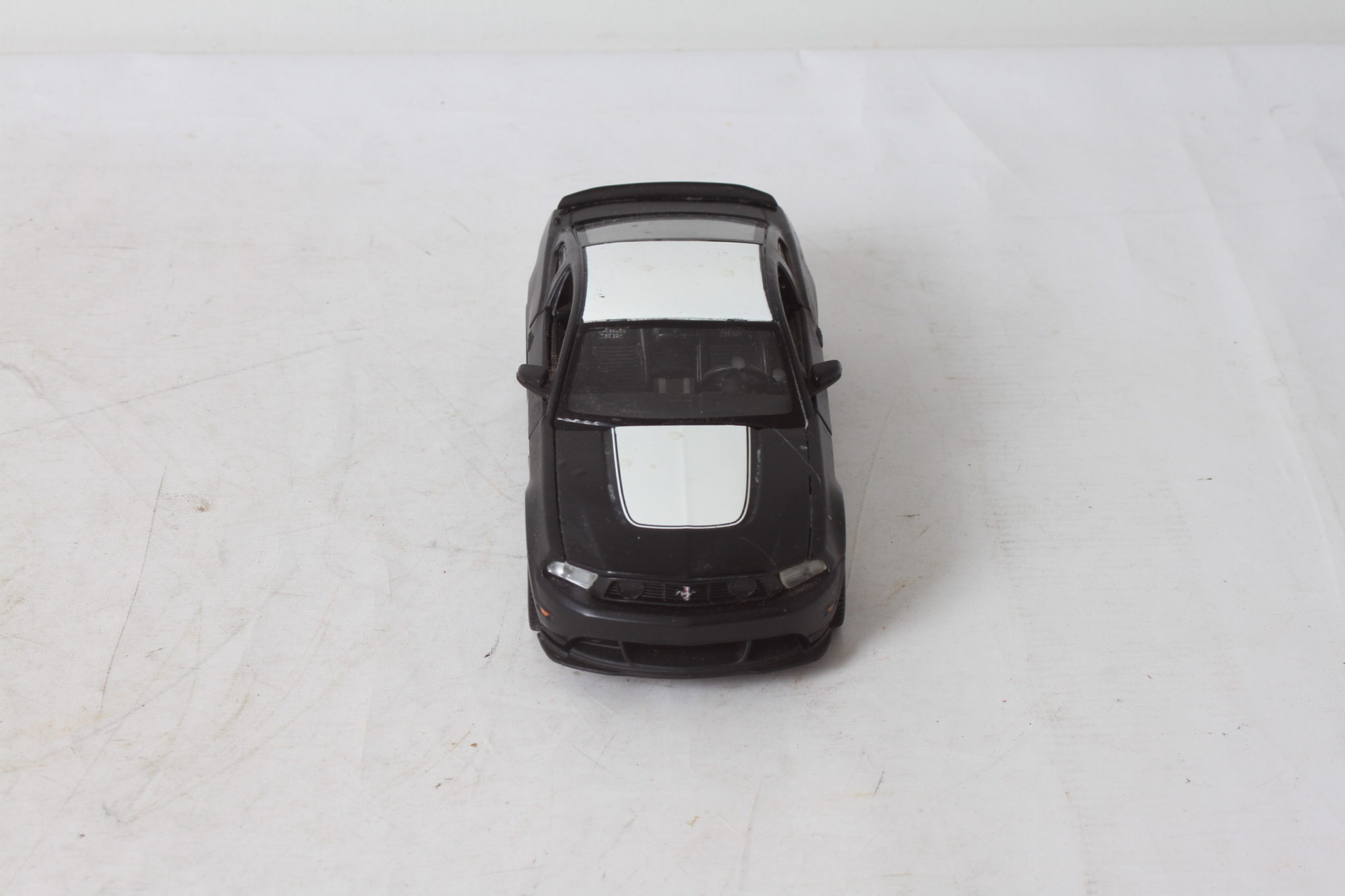 emmaus-scherwiller-etikette-occasion -ford-mustang-boss-maisto-miniature (2)
