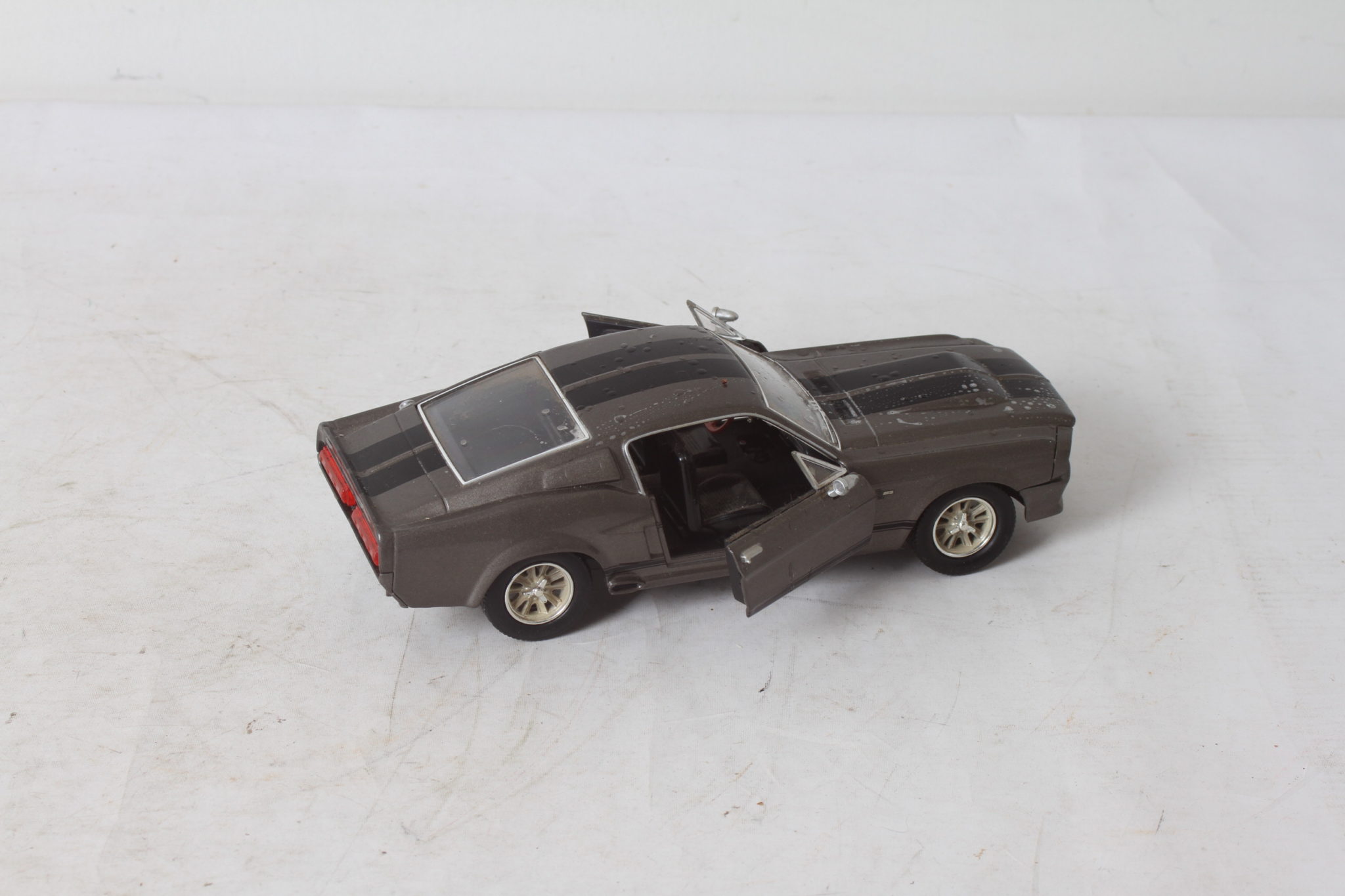 emmaus-scherwiller-etikette-occasion -Ford Mustang Eleanord (1)