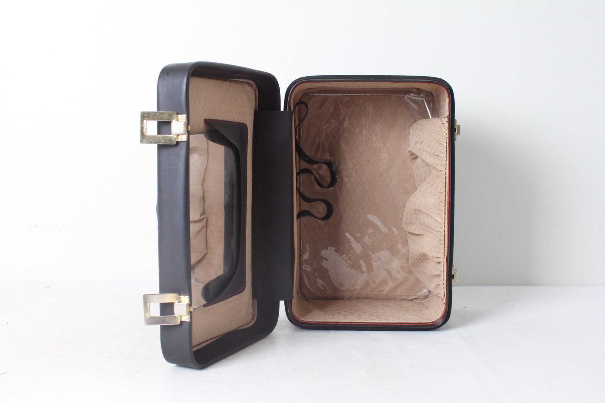 emmaus-scherwiller-etikette-occasion -grand-vanity-noir- (4)