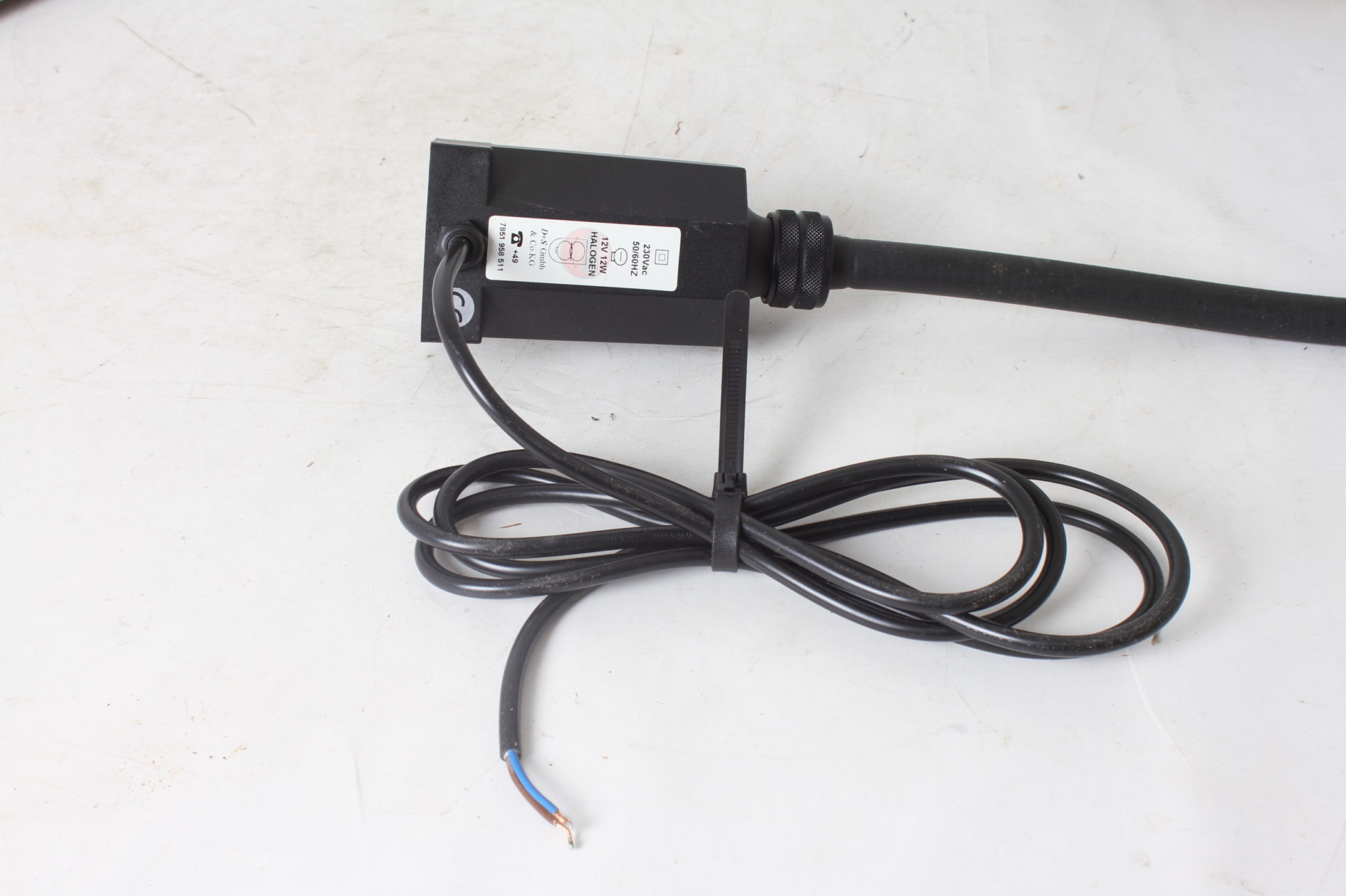 emmaus-scherwiller-etikette-occasion-lampe-alex-light-a fixer-burreau-noir (4)