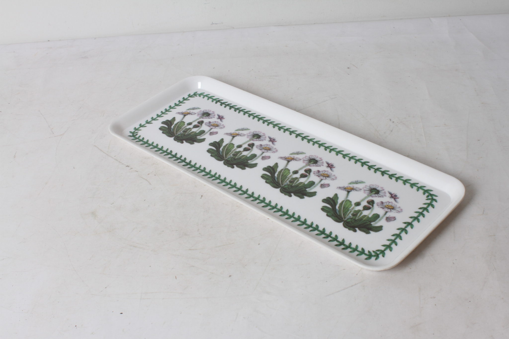 emmaus-scherwiller-etikette-occasion-plat-cake-mélamine (2)