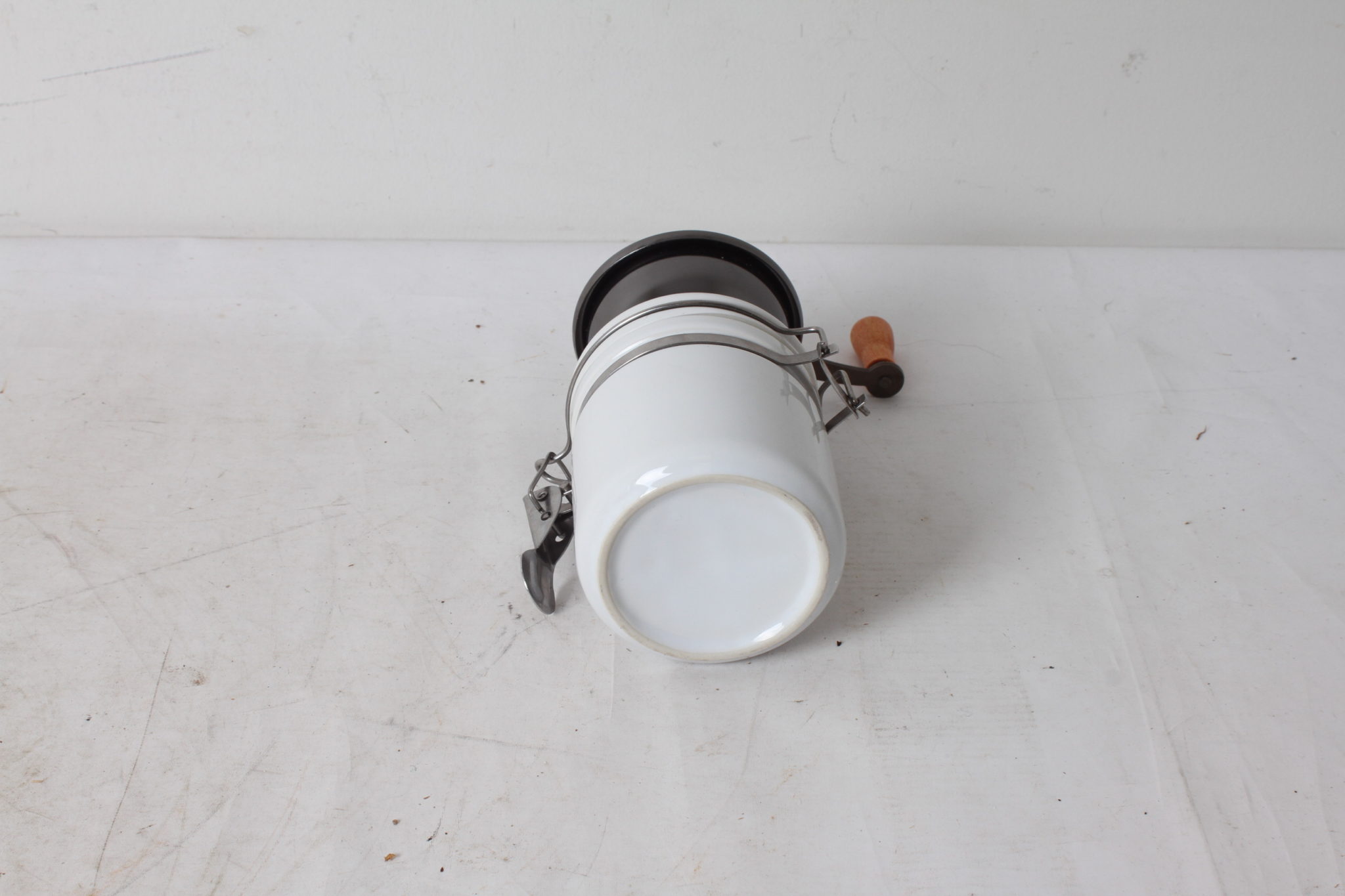 moulin à café-manivelle-céramique-emmaus-scherwiller-etikette-occasion (1)