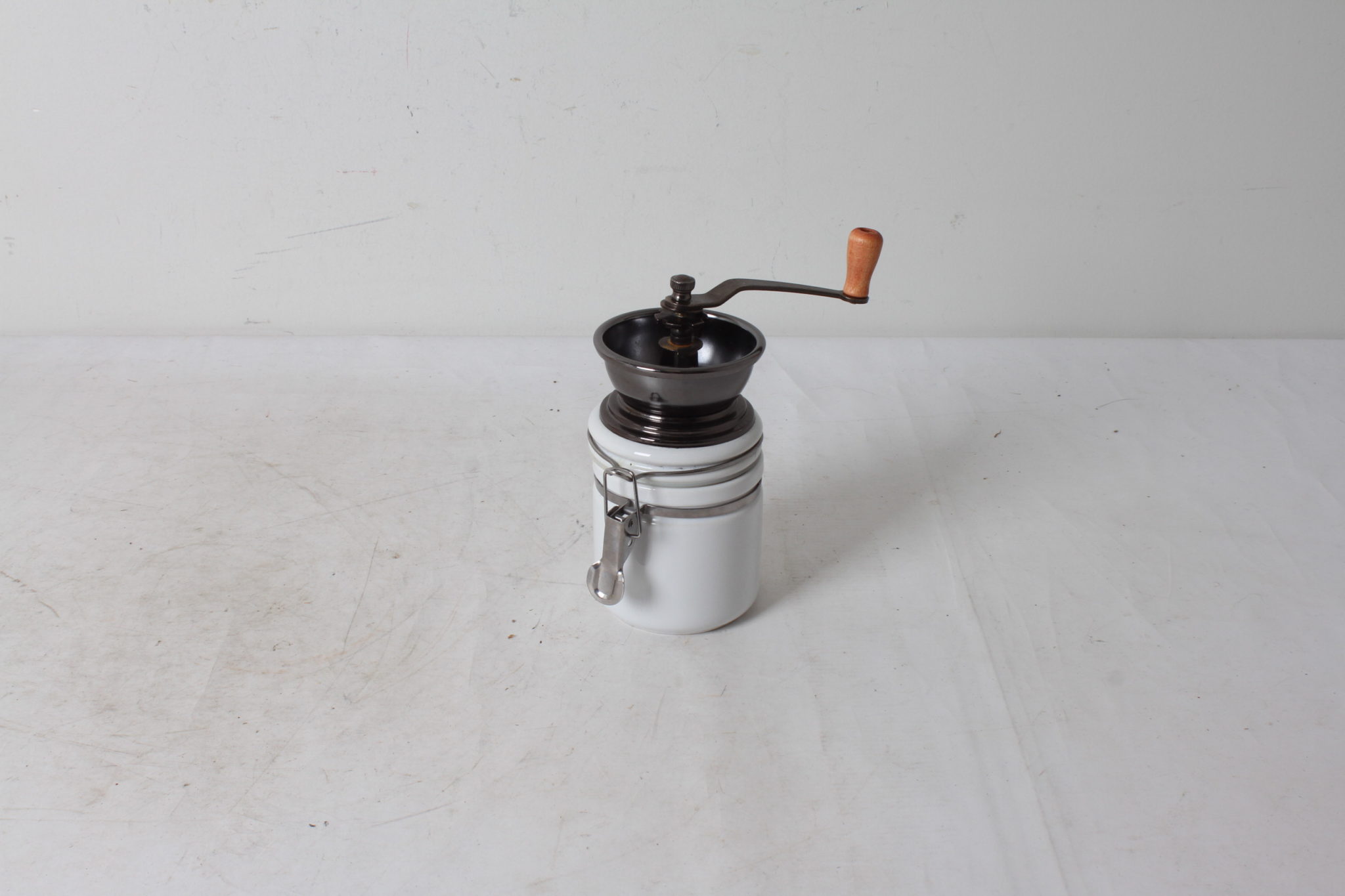 moulin à café-manivelle-céramique-emmaus-scherwiller-etikette-occasion (3)