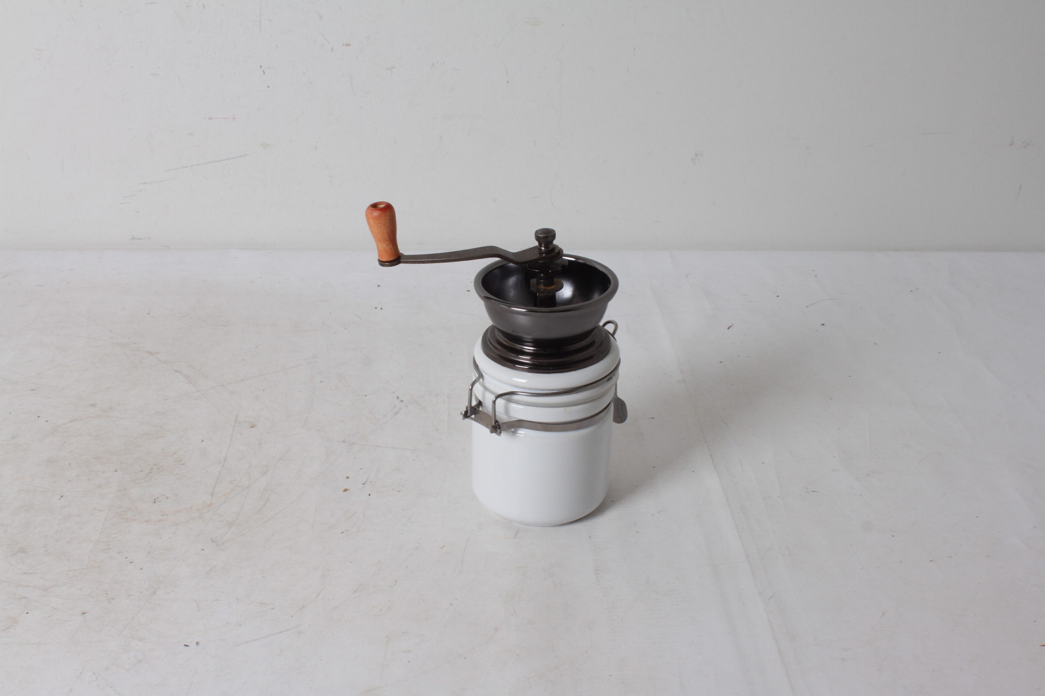 moulin à café-manivelle-céramique-emmaus-scherwiller-etikette-occasion (4)