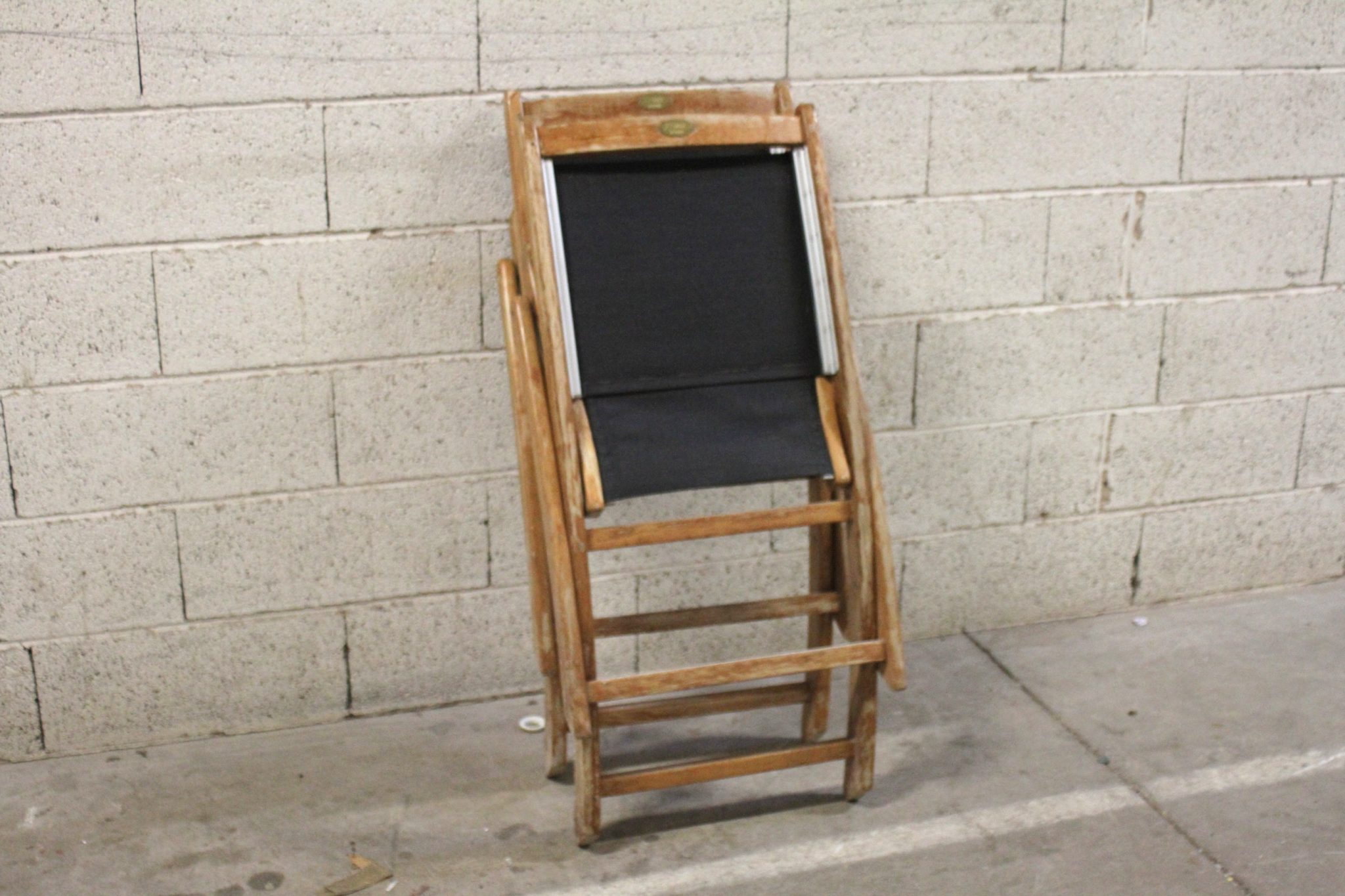 paire-chaises-pliantes-jardin-bois-resine-mobilier-exterieur-occasion-emmaus-scherwiller-etikette (1)