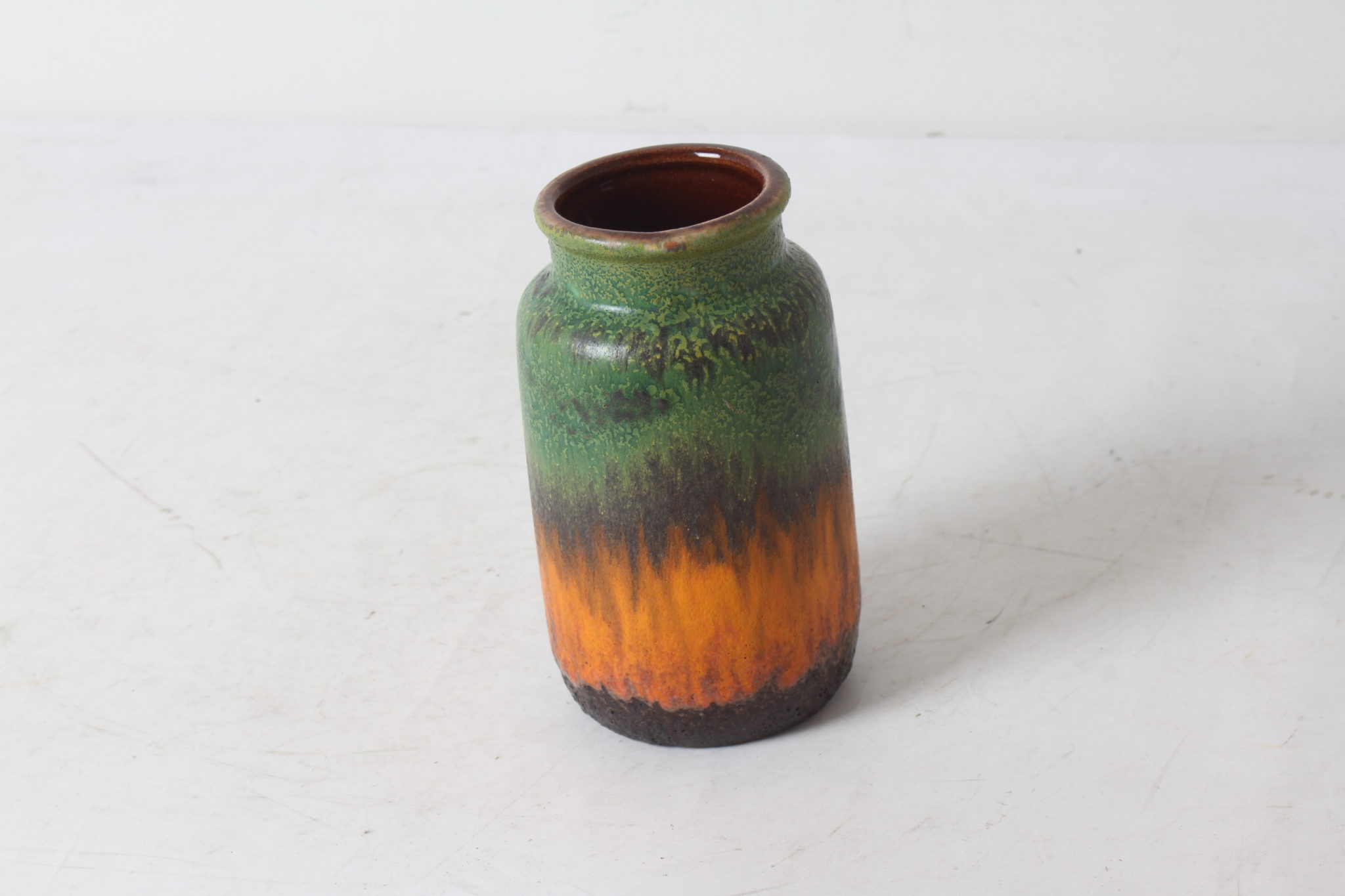 vase-vintage-fat-lava-scheurich-poterie-objets-deco-brocante-occasion-emmaus-scherwiller-etikette (2)