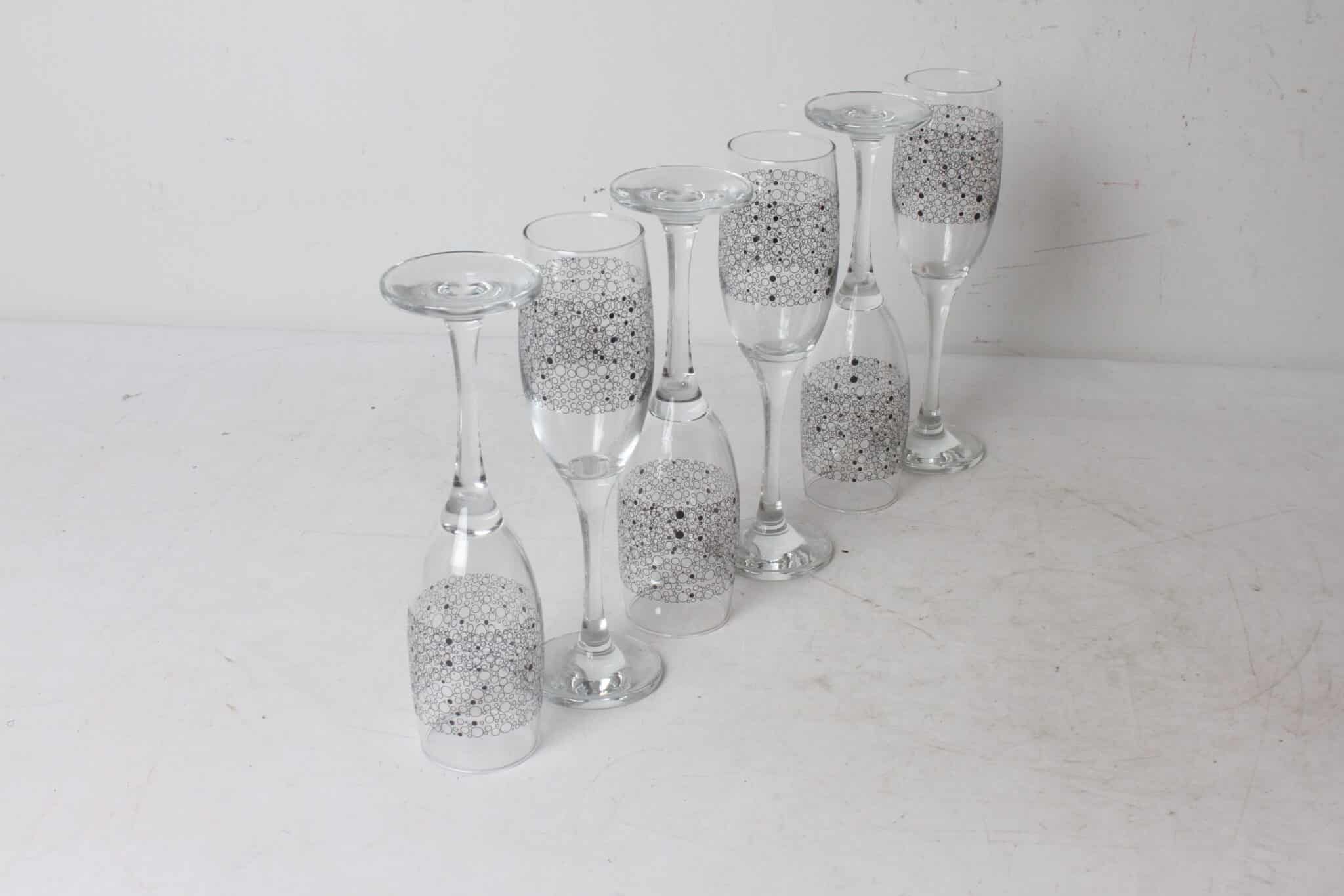 6-flutes-a-champagne-decor-bulles-noires-art-de-la-table-occasion-emmaus-scherwiller-etikette (2)