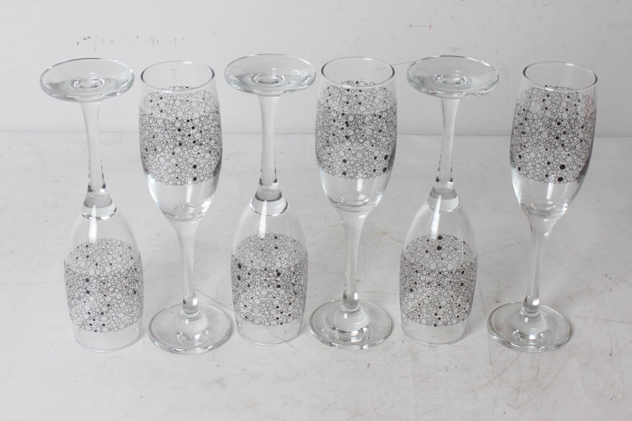 6-flutes-a-champagne-decor-bulles-noires-art-de-la-table-occasion-emmaus-scherwiller-etikette (3)
