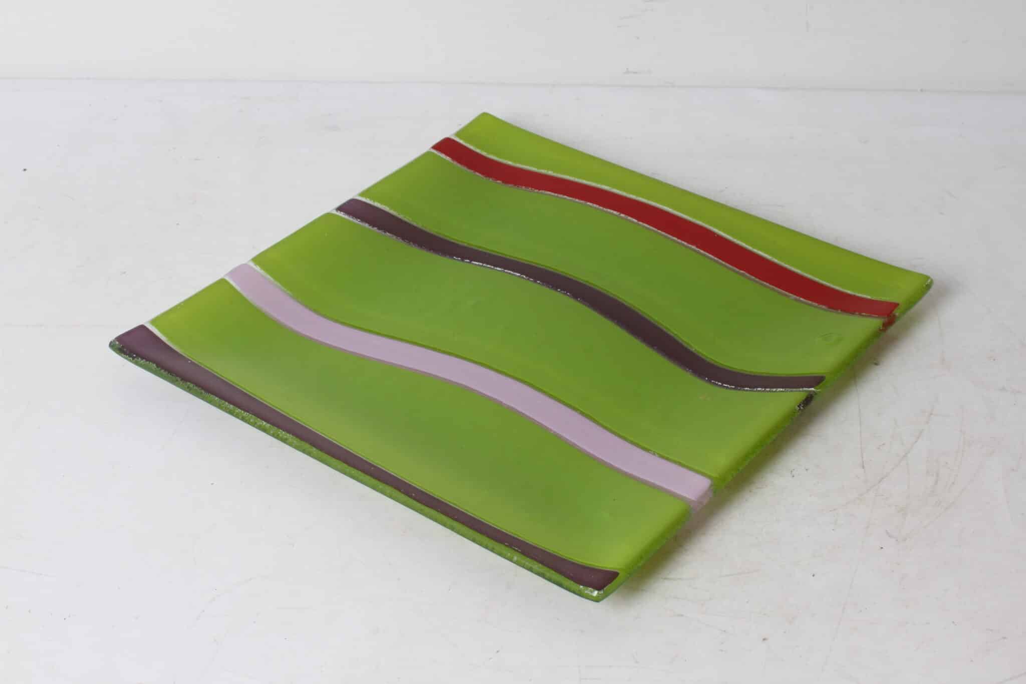 assiette-verre-epais-multicolore-centre-de-table-objets-deco-occasion-emmaus-scherwiller-etikette (3)