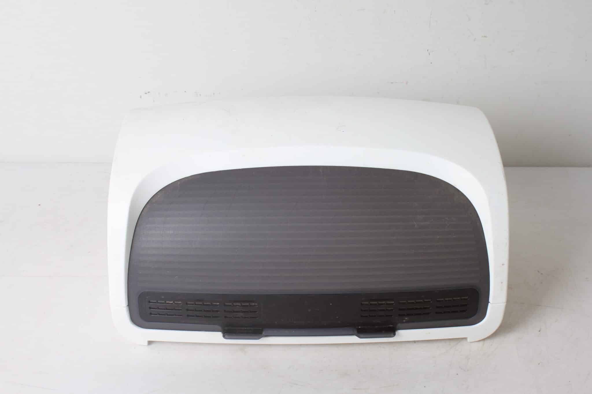 boite-a-pain-tupperware-blanc-gris-art-de-la-table-occasion-emmaus-scherwiller-etikette (3)