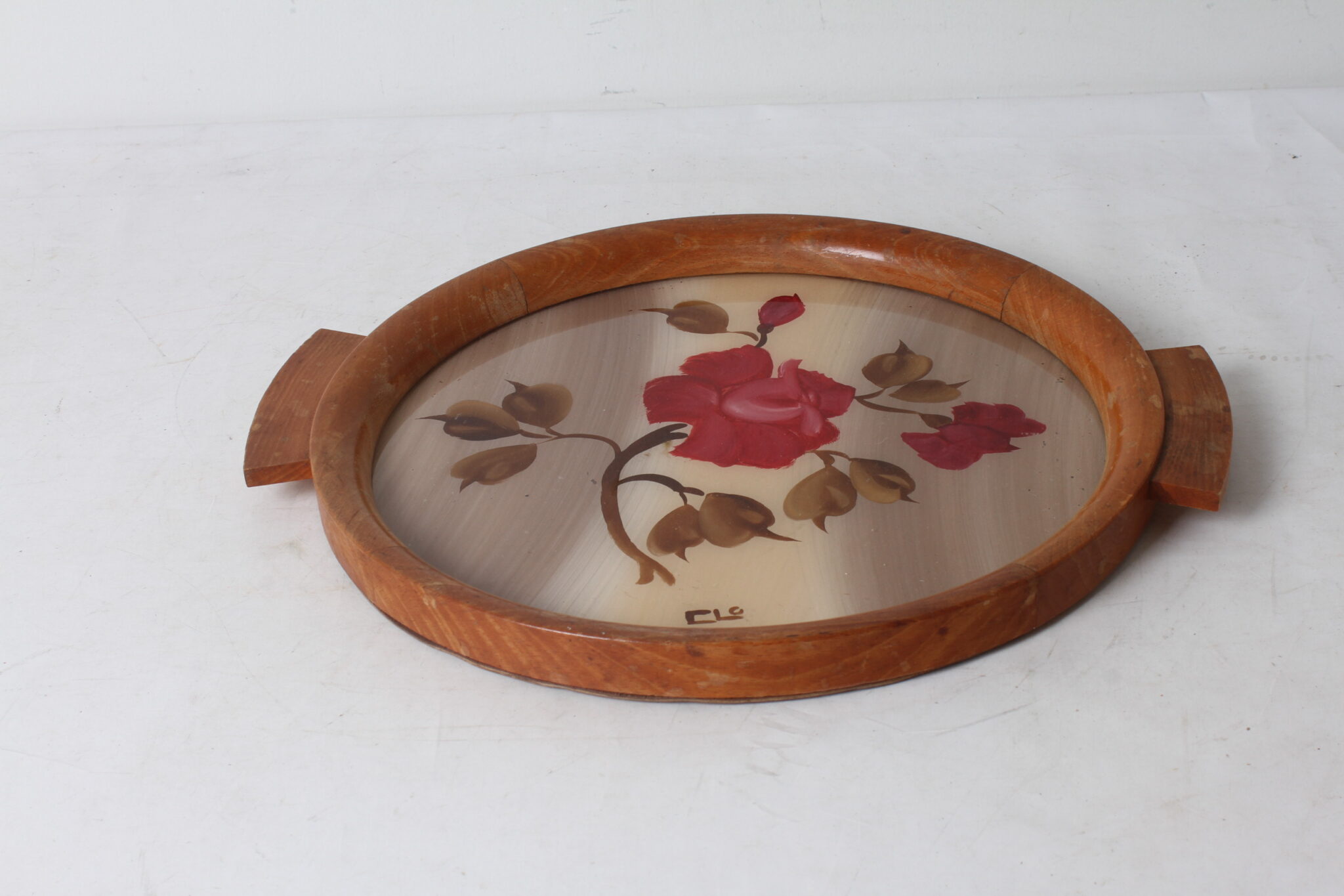 plateau-rond-style-art-deco-bois-decor-roses-signe-clo-objets-deco-brocante-ocasion-emmaus-scherwiller-etikette (3)