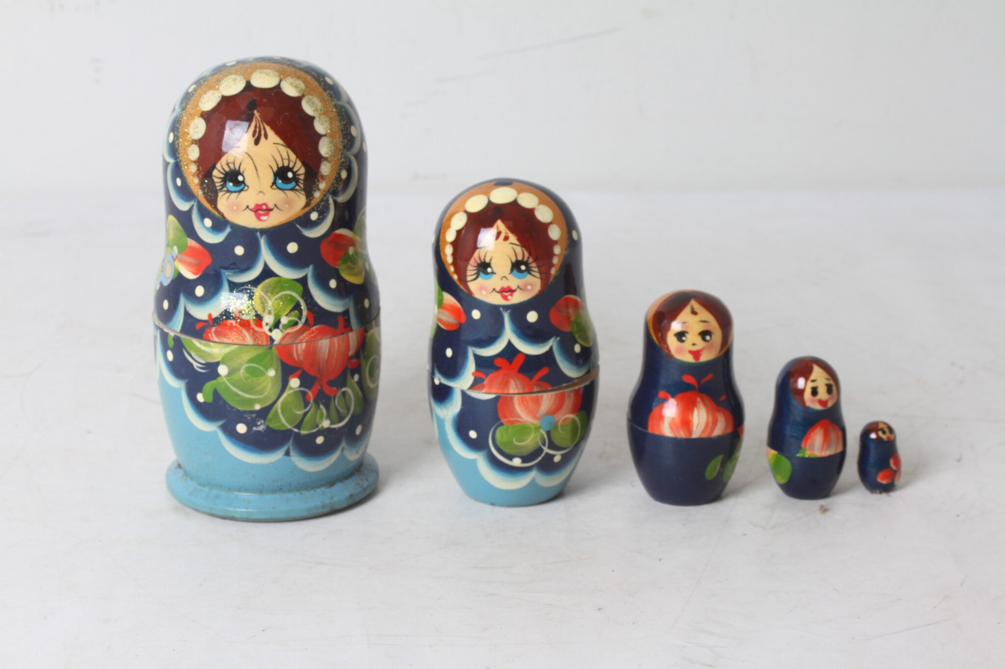 poupees-gigognes-russes-matriochka-objets-deco-occasion-emmaus-scherwiller-etikette (3)