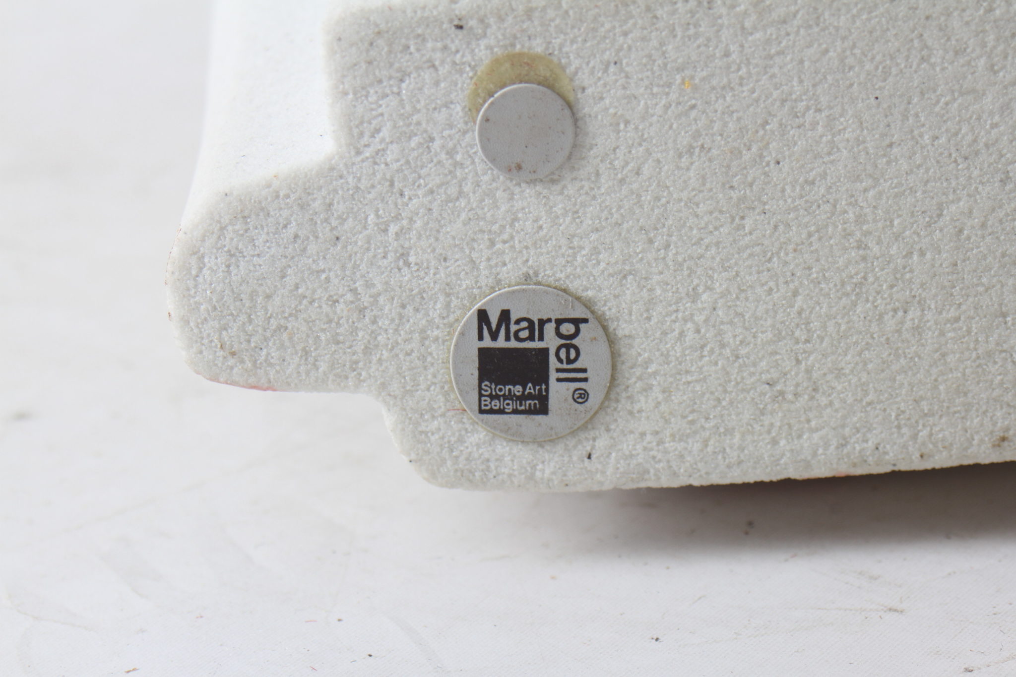 sculpture-abstraite-en-pierre-femme-enfant-marbell-stone-art-belgium-objets-deco-brocante-occasion-emmaus-scherwiller-etikette (1)