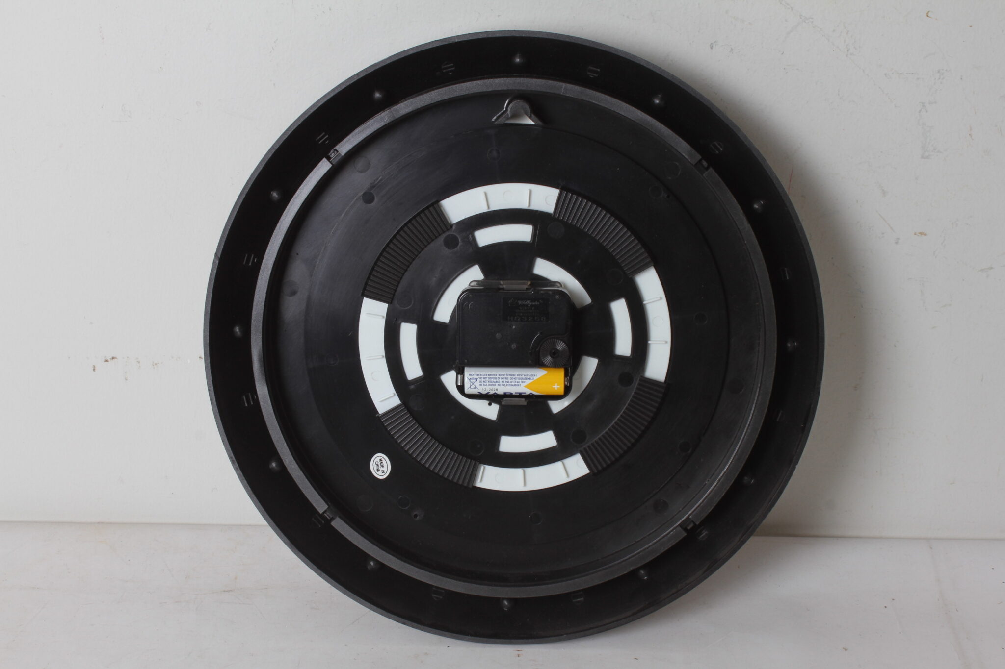 Alpha horloge murale ronde (3)