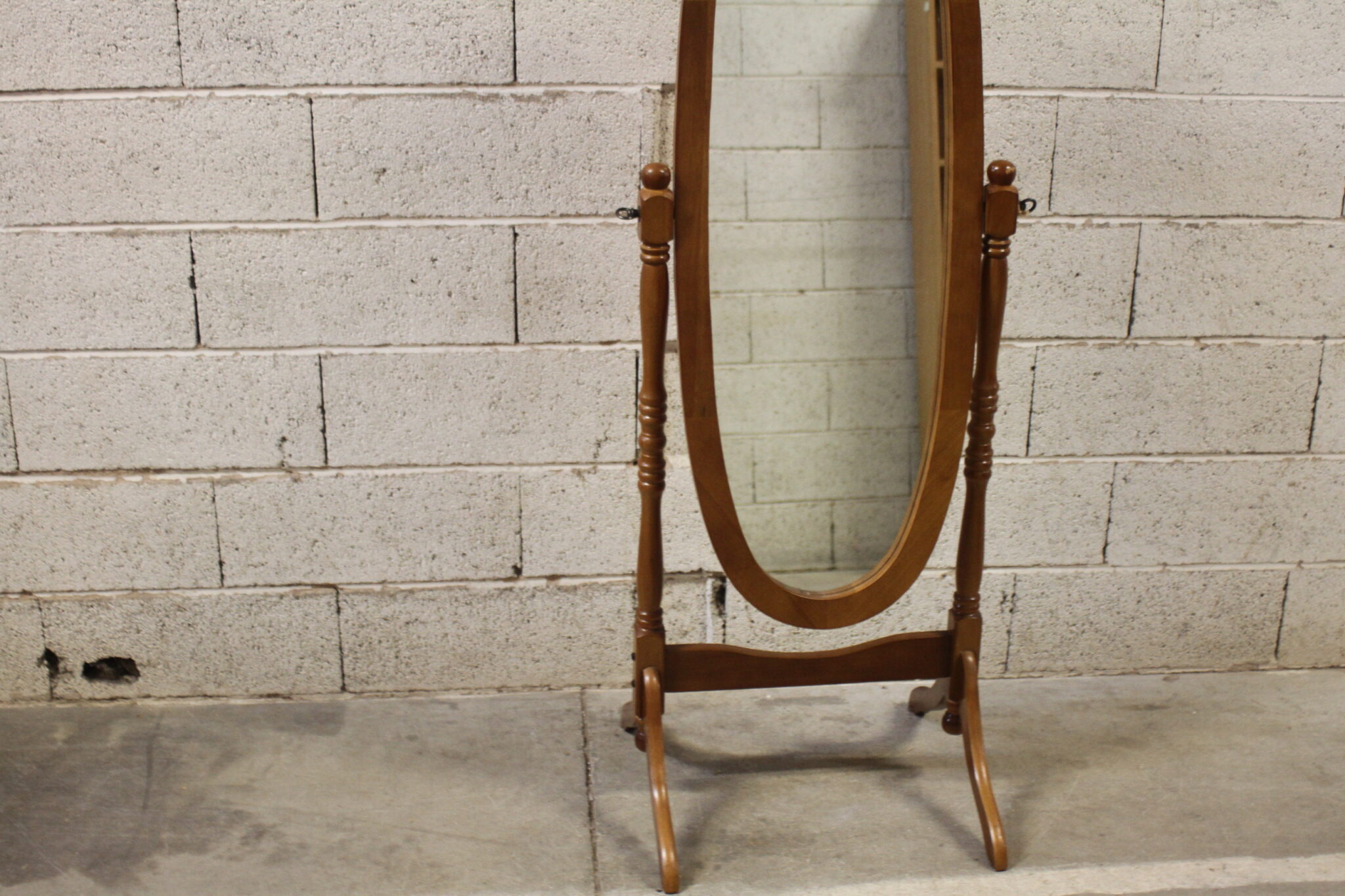 miroir-psyche-en-bois-mobilier-objets-deco-brocante-occasion-emmaus-scherwiller-etikette (2)