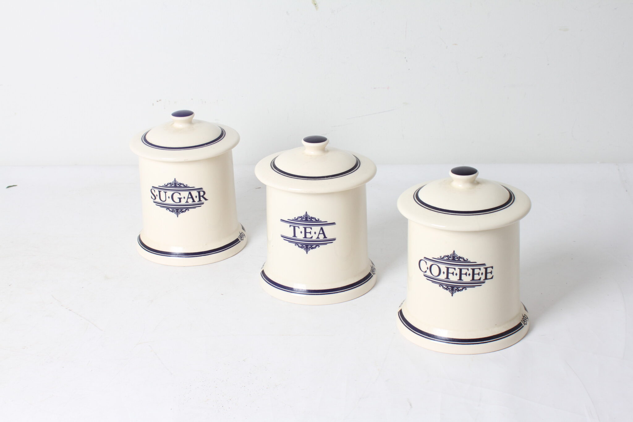 3-pots-conservation-sucre-cafe-the-ceramique-victorian-pottery-1869-art-de-la-table-occasion-brocante-emmaus-scherwiller-etikette (2)