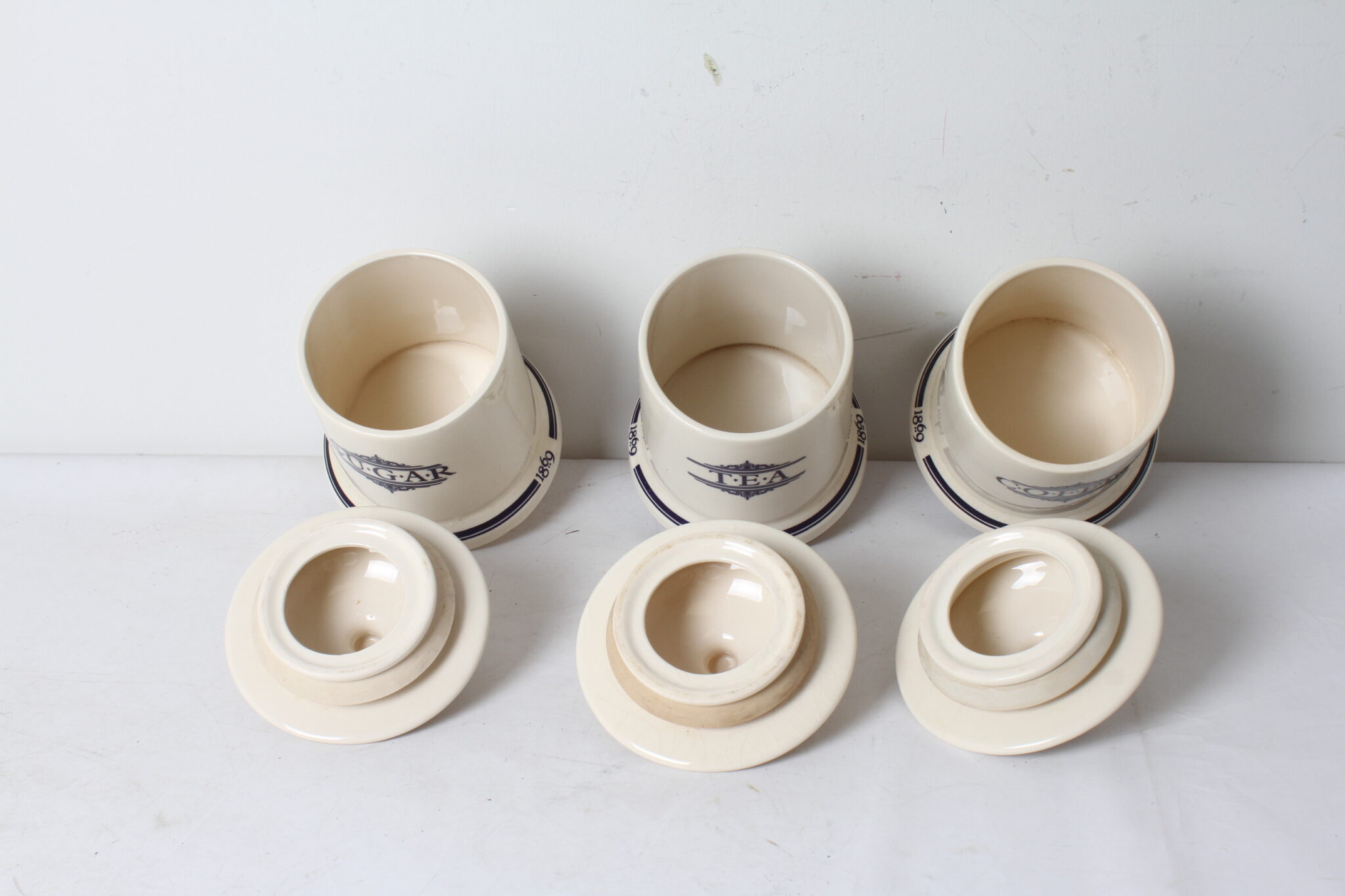 3-pots-conservation-sucre-cafe-the-ceramique-victorian-pottery-1869-art-de-la-table-occasion-brocante-emmaus-scherwiller-etikette (4)