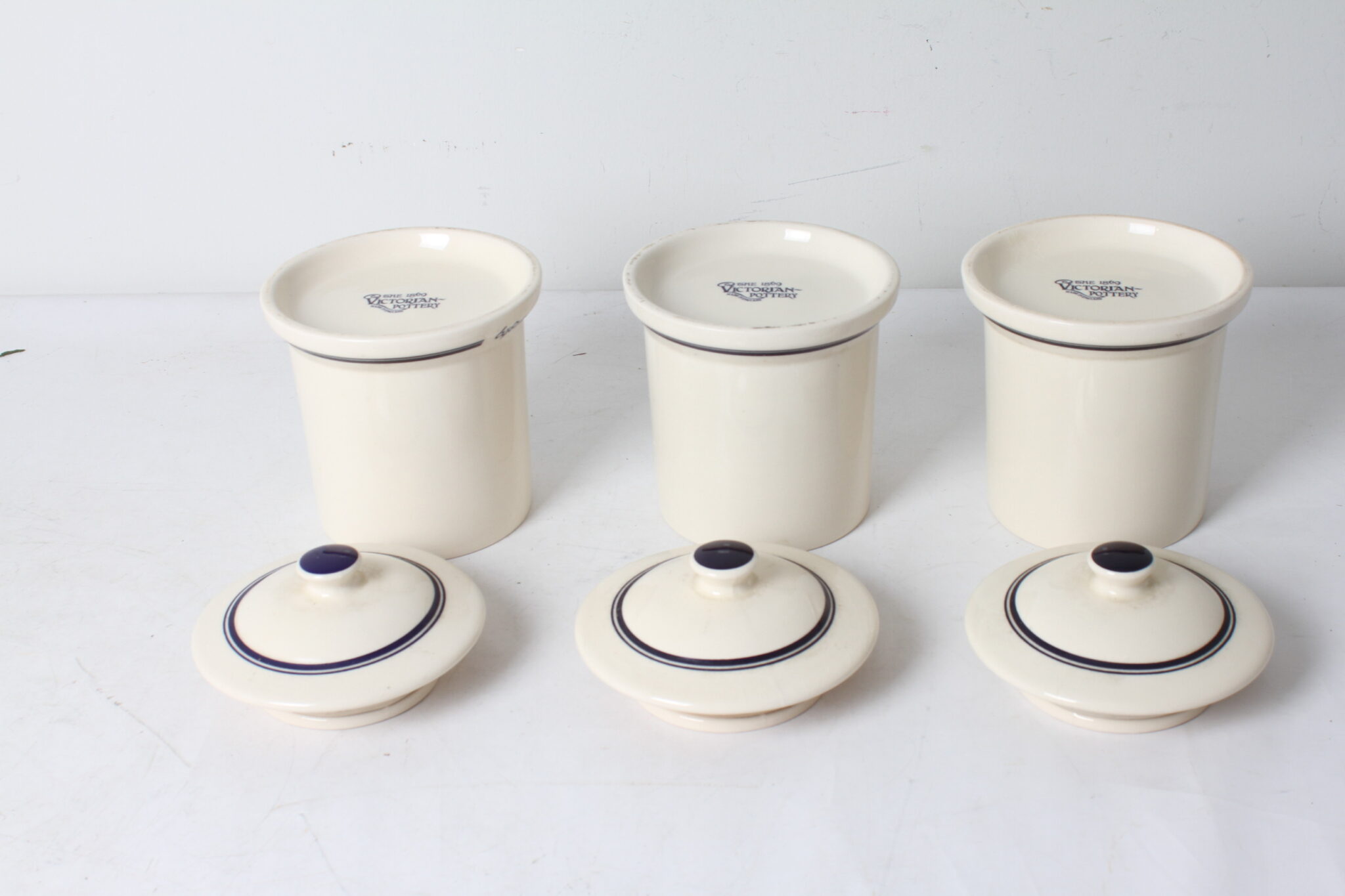 3-pots-conservation-sucre-cafe-the-ceramique-victorian-pottery-1869-art-de-la-table-occasion-brocante-emmaus-scherwiller-etikette (5)