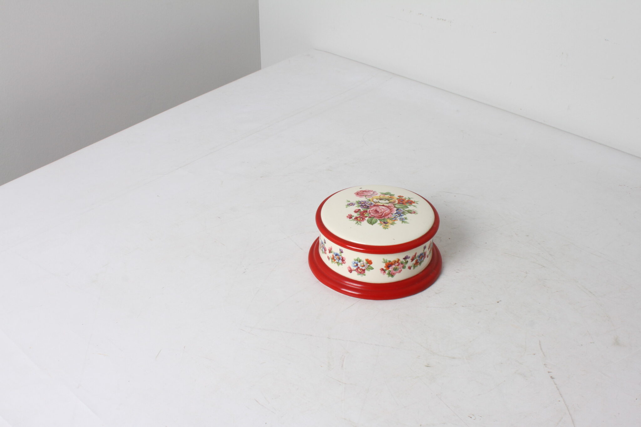 Bonbonnière ronde en céramique vintage Orchies (2)