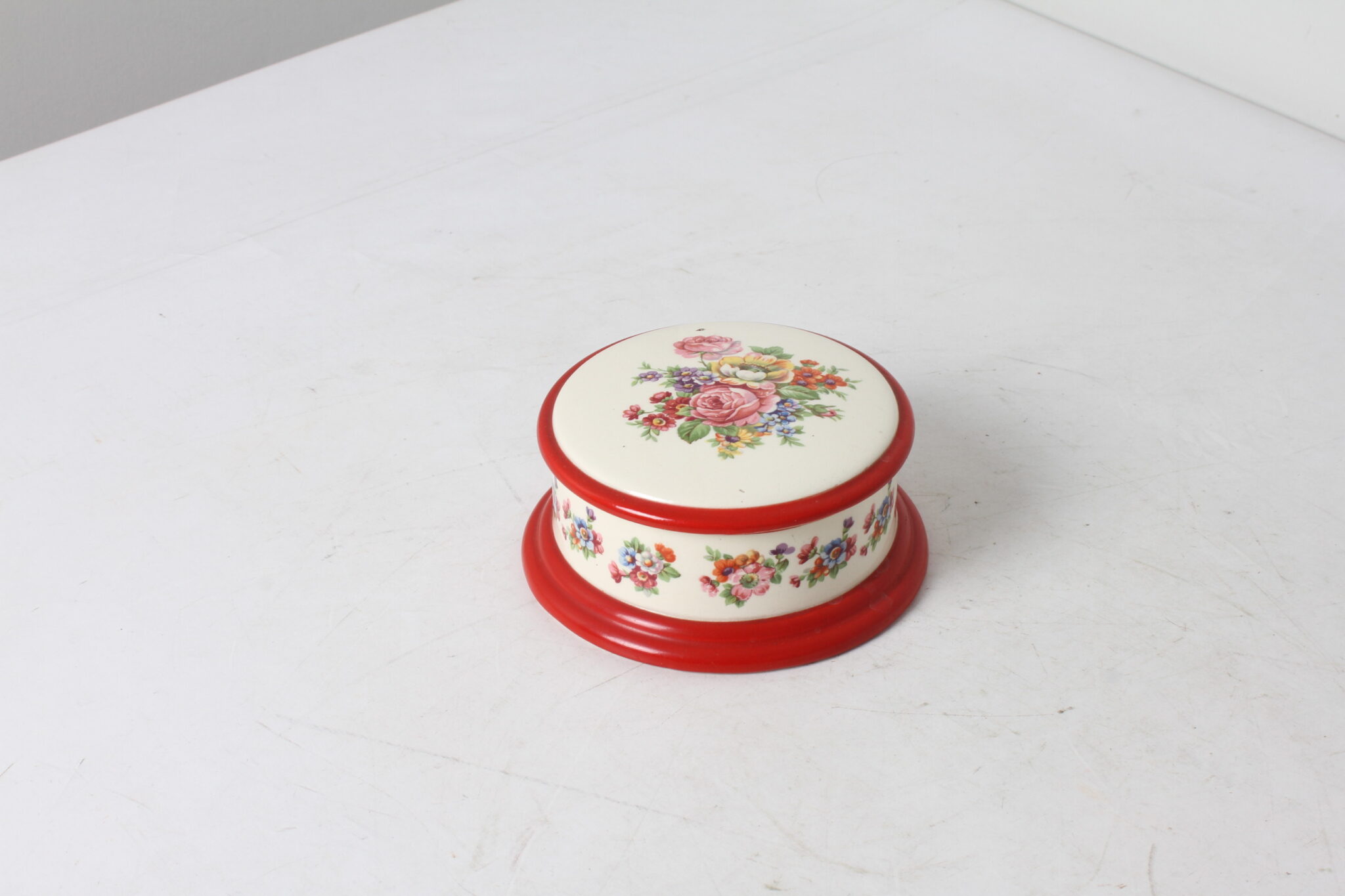 Bonbonnière ronde en céramique vintage Orchies (5)
