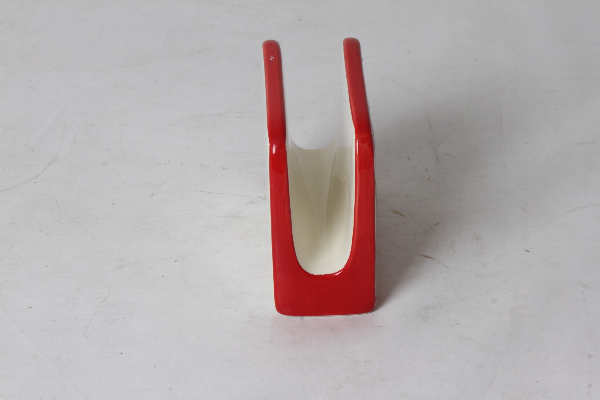 porte-eponge-ceramique-blanc-rouge-alsace-decor-couple-cigognes-onjets-deco-occasion-emmaus-scherwiller-etikette (4)