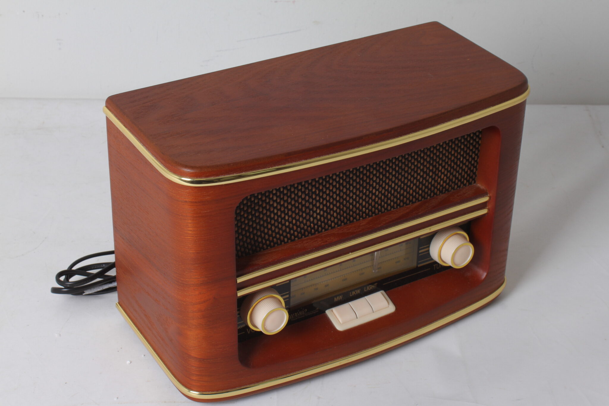 Radio style retro vintage Audisio (3)