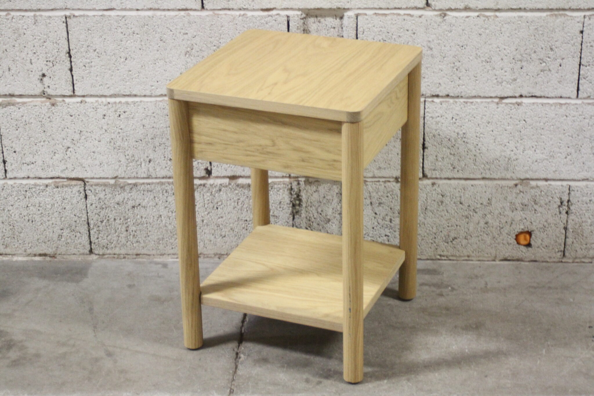 table-de-chevet-bois-clair-ikea-tonstad-1-tiroir-mobilier-occasion-emmaus-scherwiller-etikette (1)