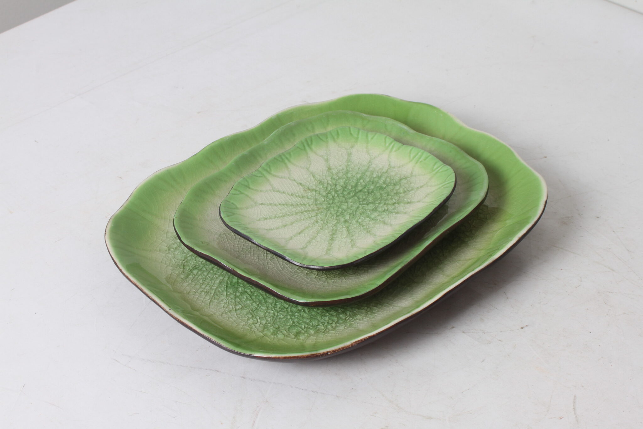 3 plats en céramique émaillée verte style feuille – Bat Trang (4)