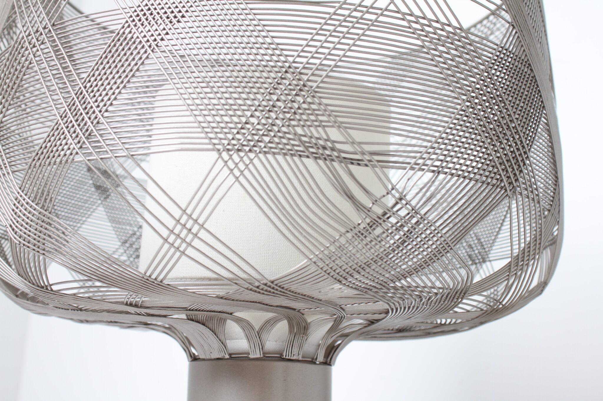 Lampe à poser gris en métal - Forestier (1)