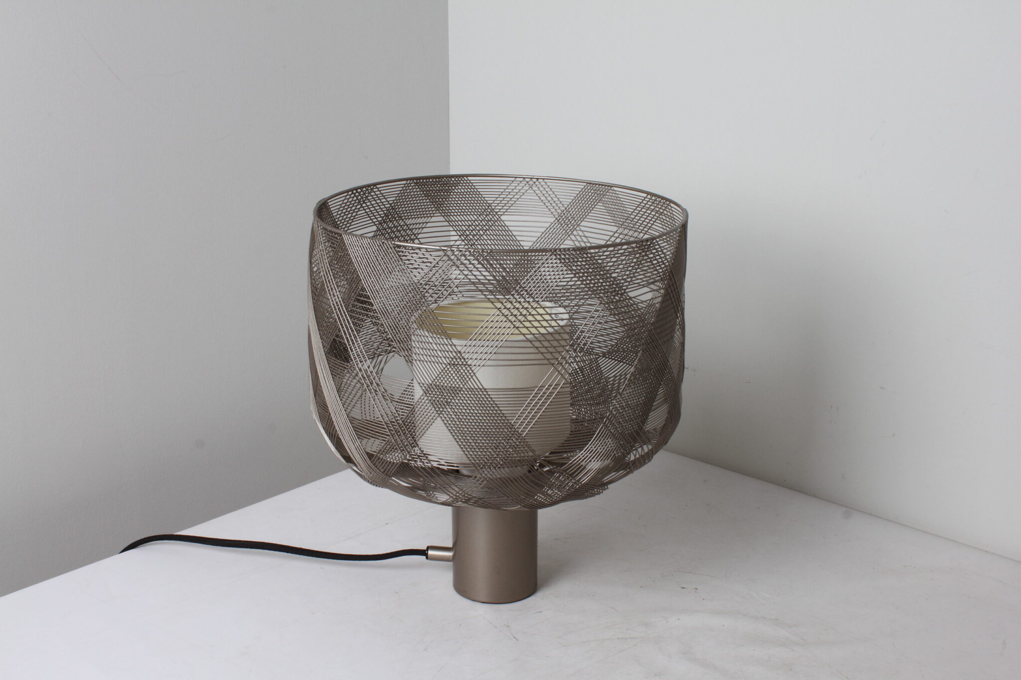 Lampe à poser gris en métal - Forestier (2)