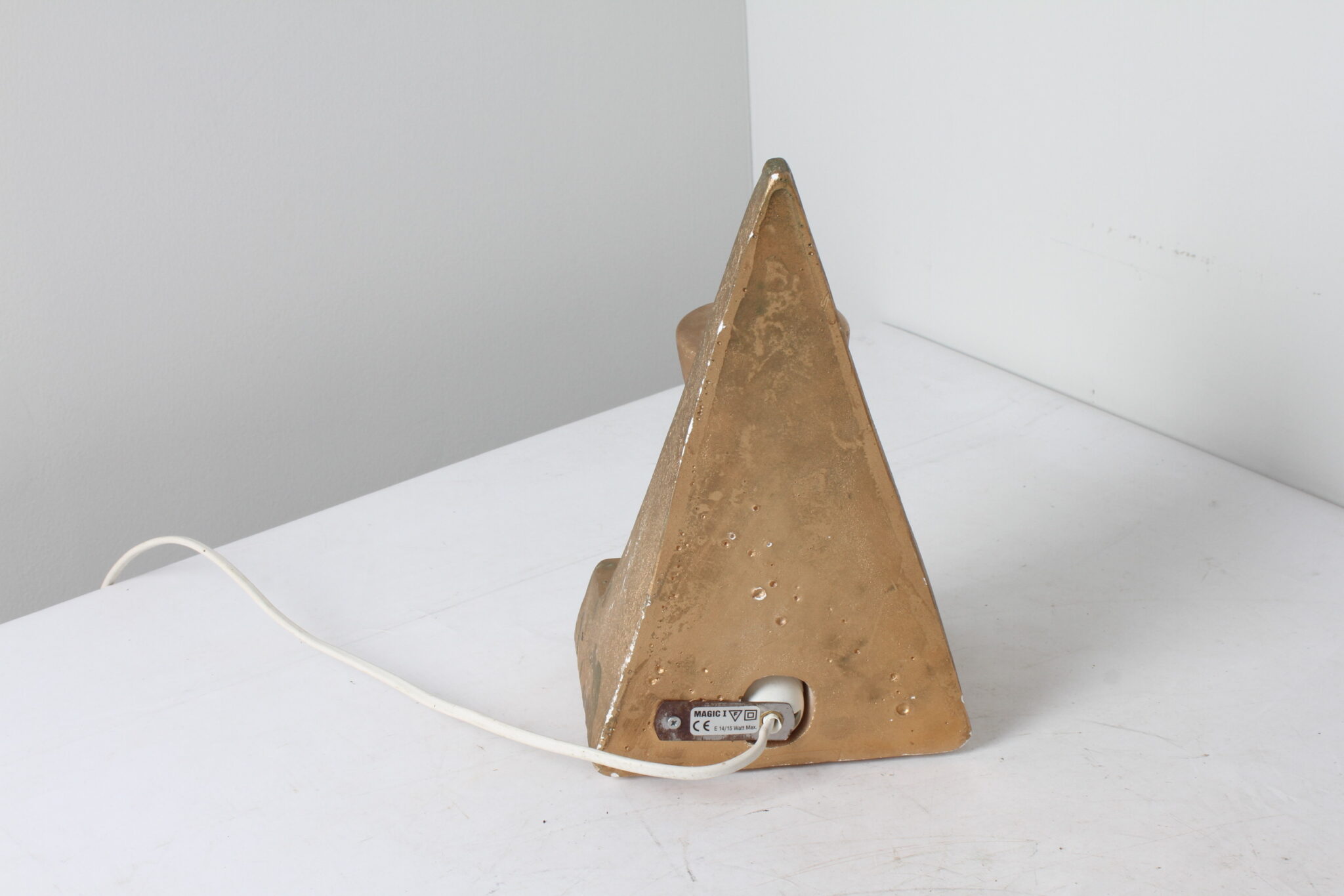 Lampe veilleuse doré en céramique – Buste de la reine Néfertiti (3)