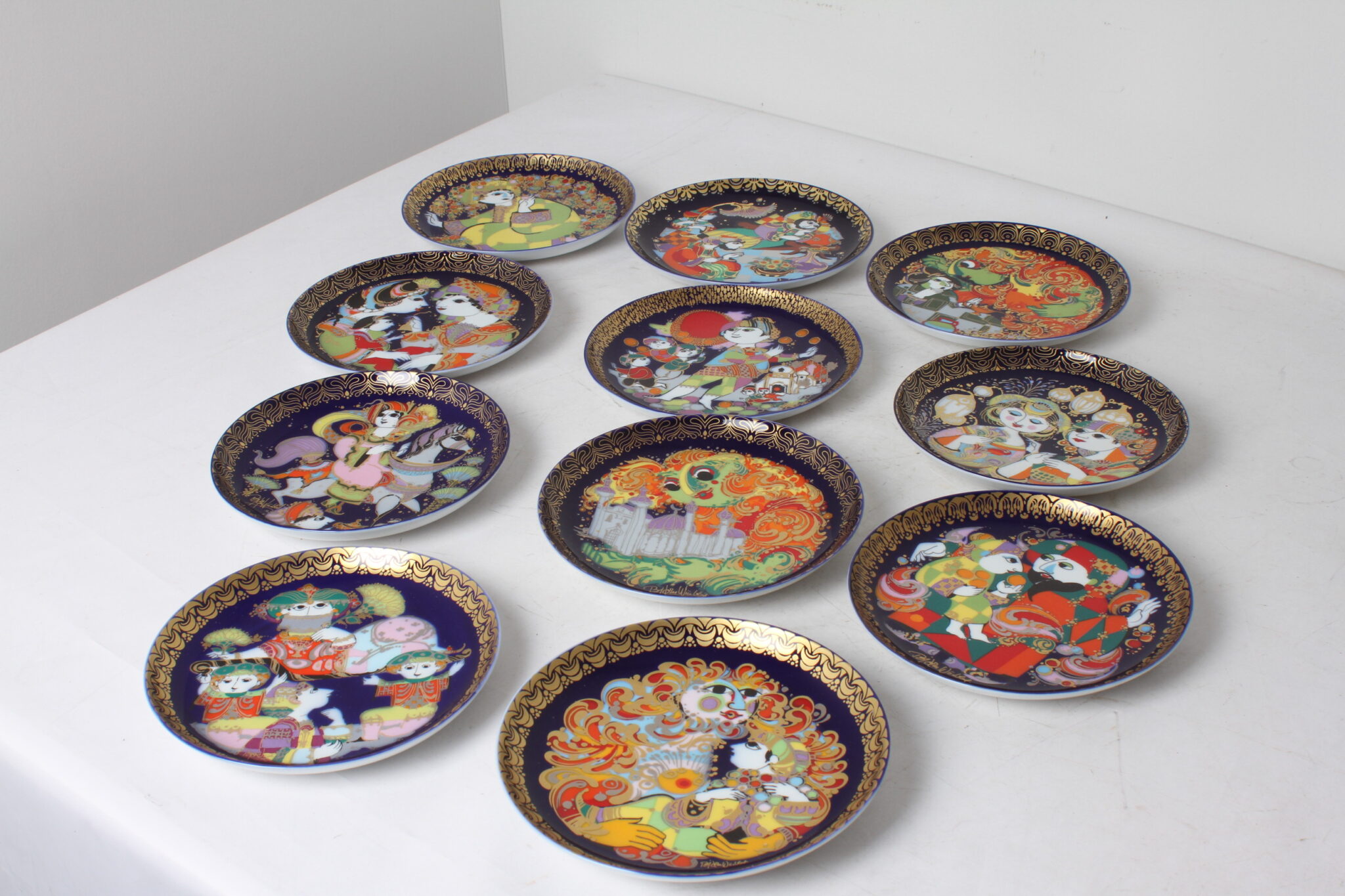 Lot de 11 assiettes murales en porcelaine « Aladin » – Rosenthal – Allemagne (2)