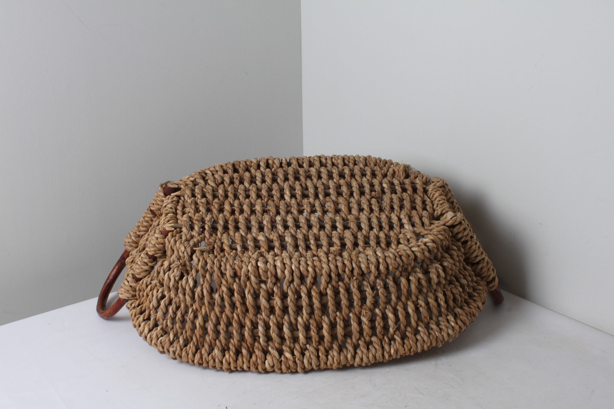 Panier décorative en osier vintage (1)