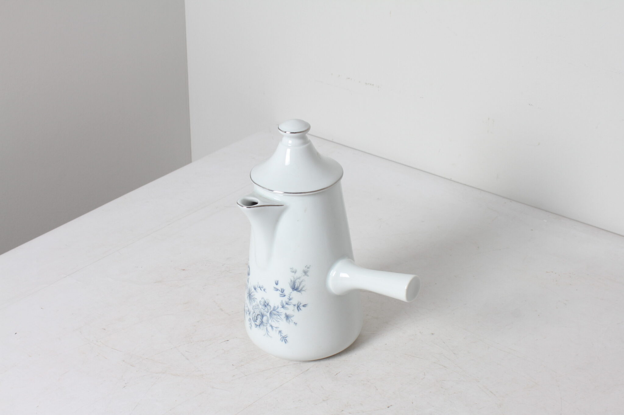 Chocolatier en porcelaine blanc décor florale vintage (3)